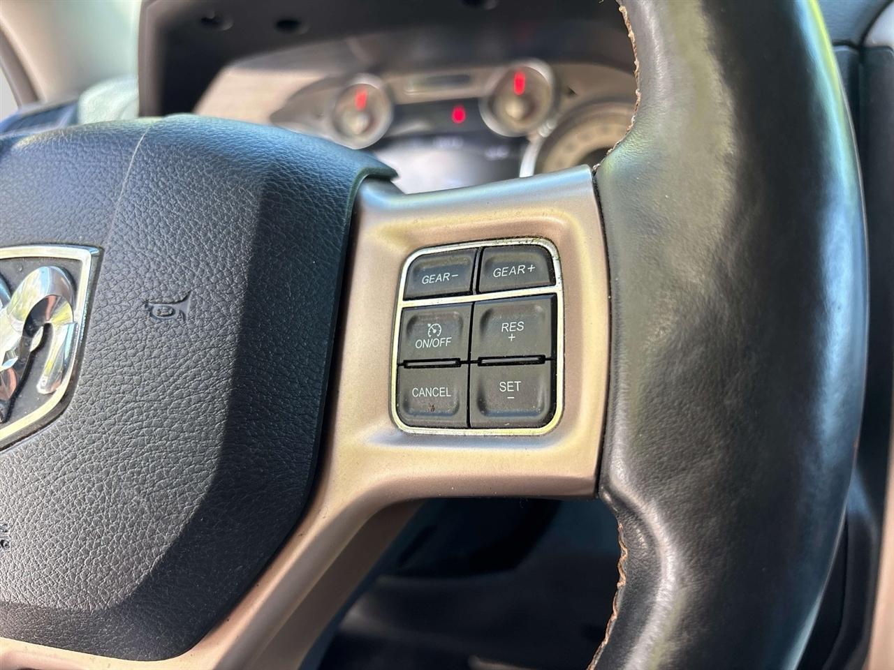 RAM 1500 4WD Crew Cab 140.5" Longhorn 2014