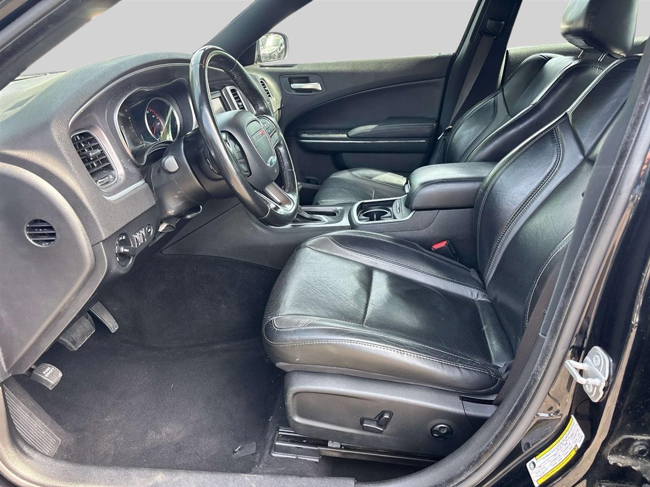 Dodge Charger SXT RWD 2020