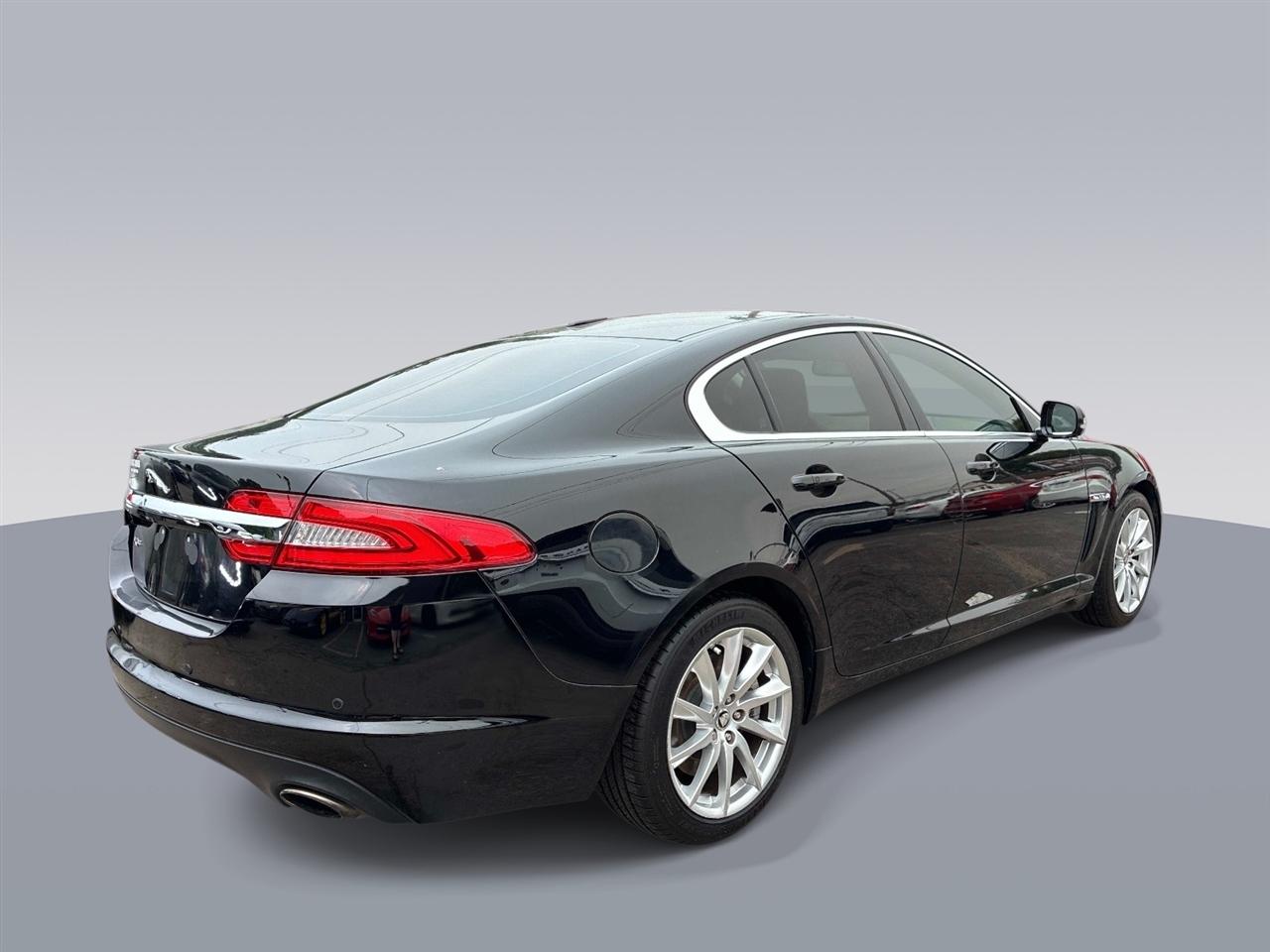 Jaguar XF-Series  2012