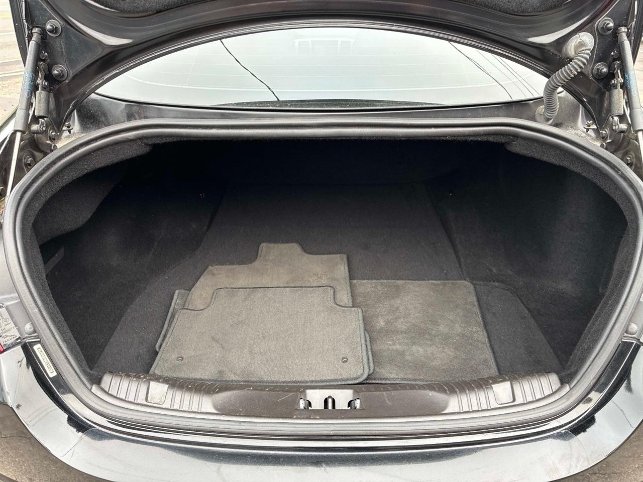 Jaguar XF-Series  2012