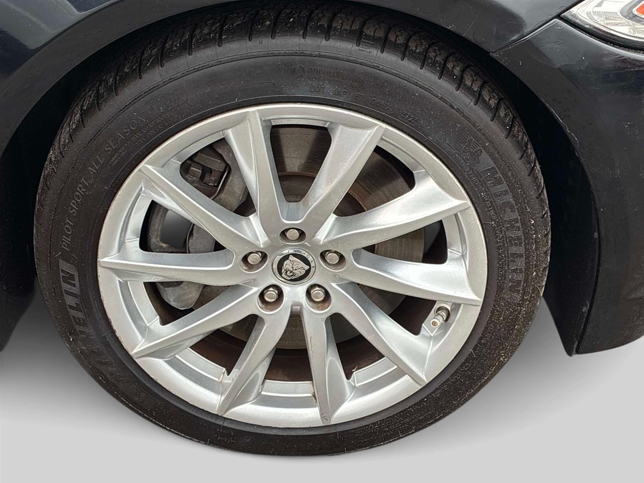 Jaguar XF-Series  2012