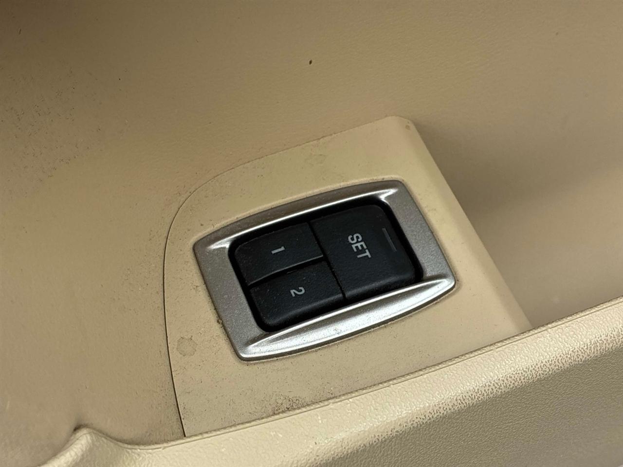 Jaguar XF-Series  2012