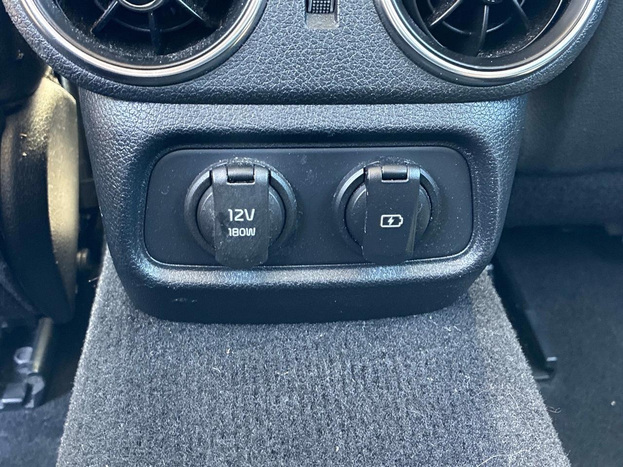 Kia Stinger Base AWD 2019