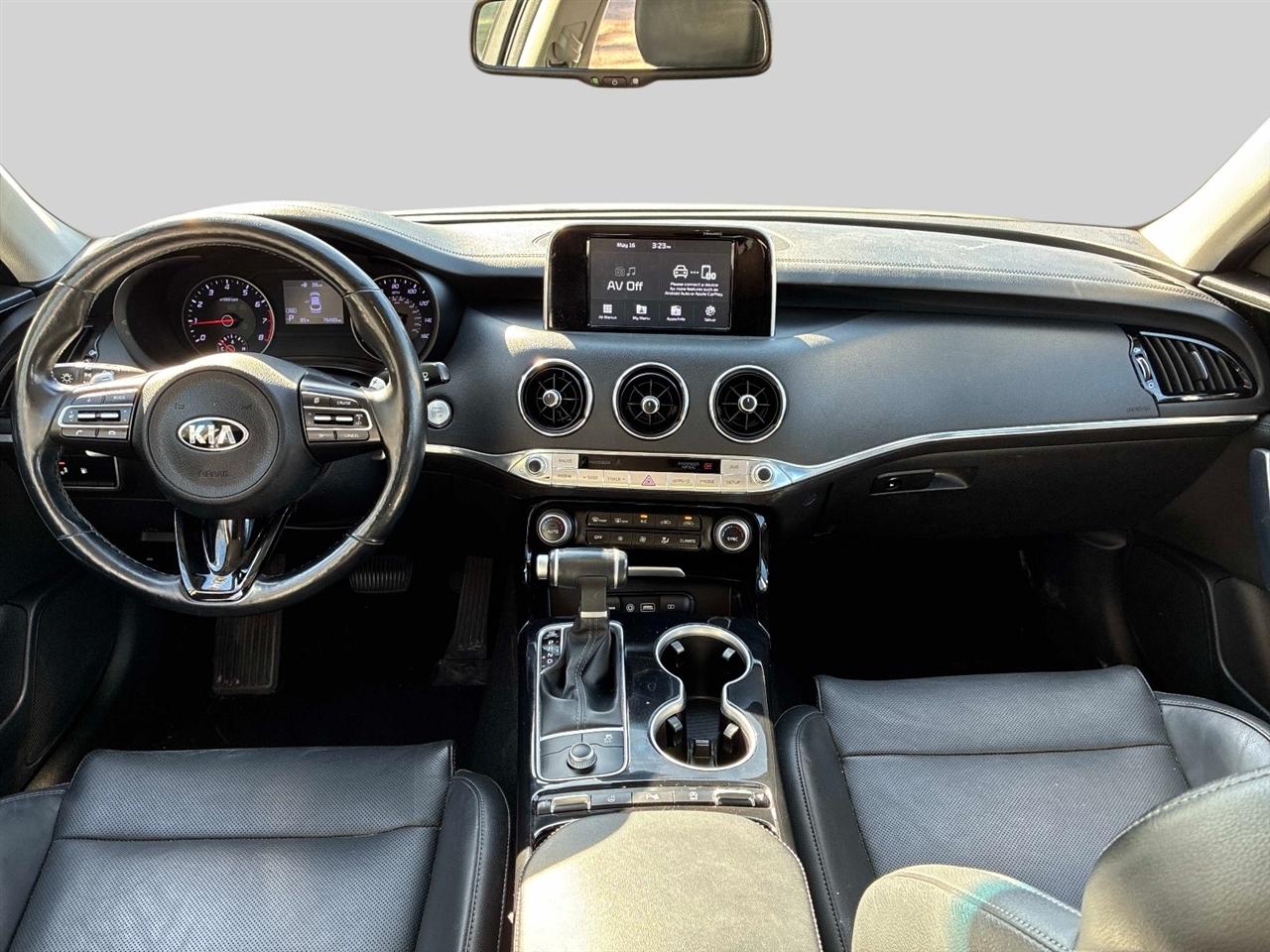 Kia Stinger Base AWD 2019