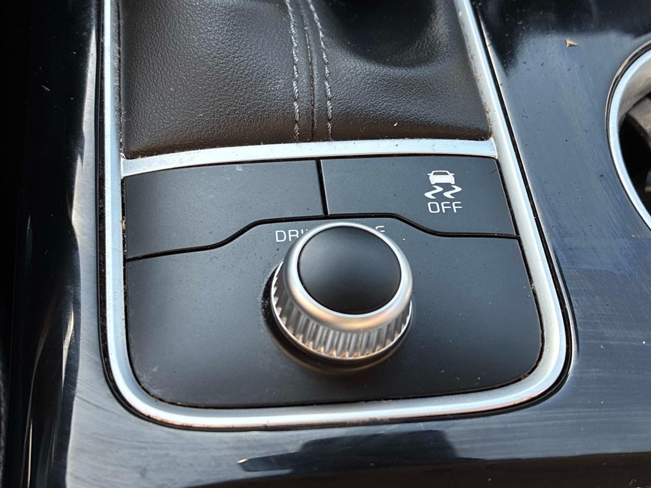 Kia Stinger Base AWD 2019