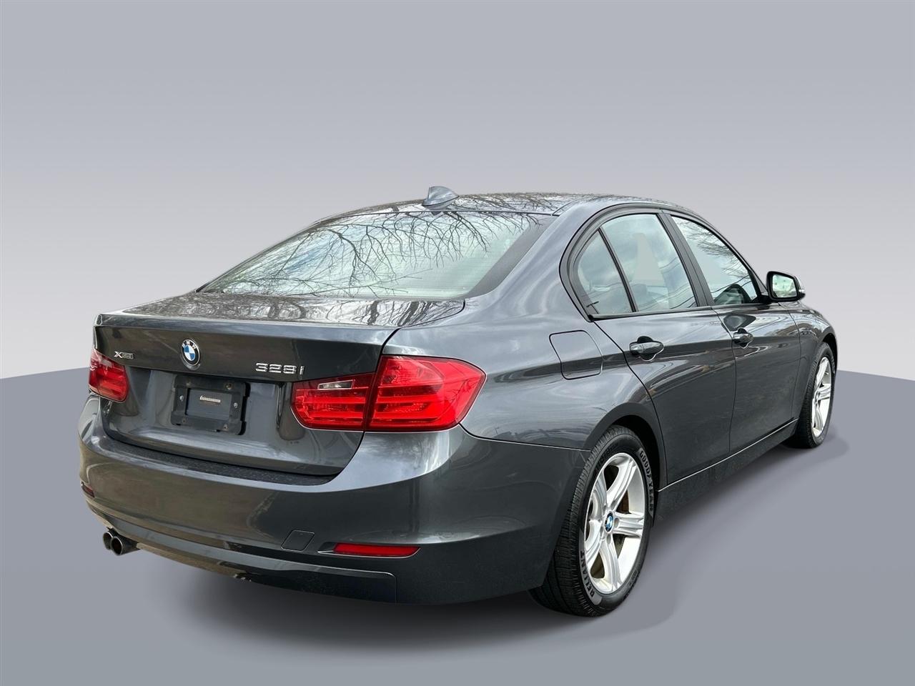 BMW 3-Series  2014