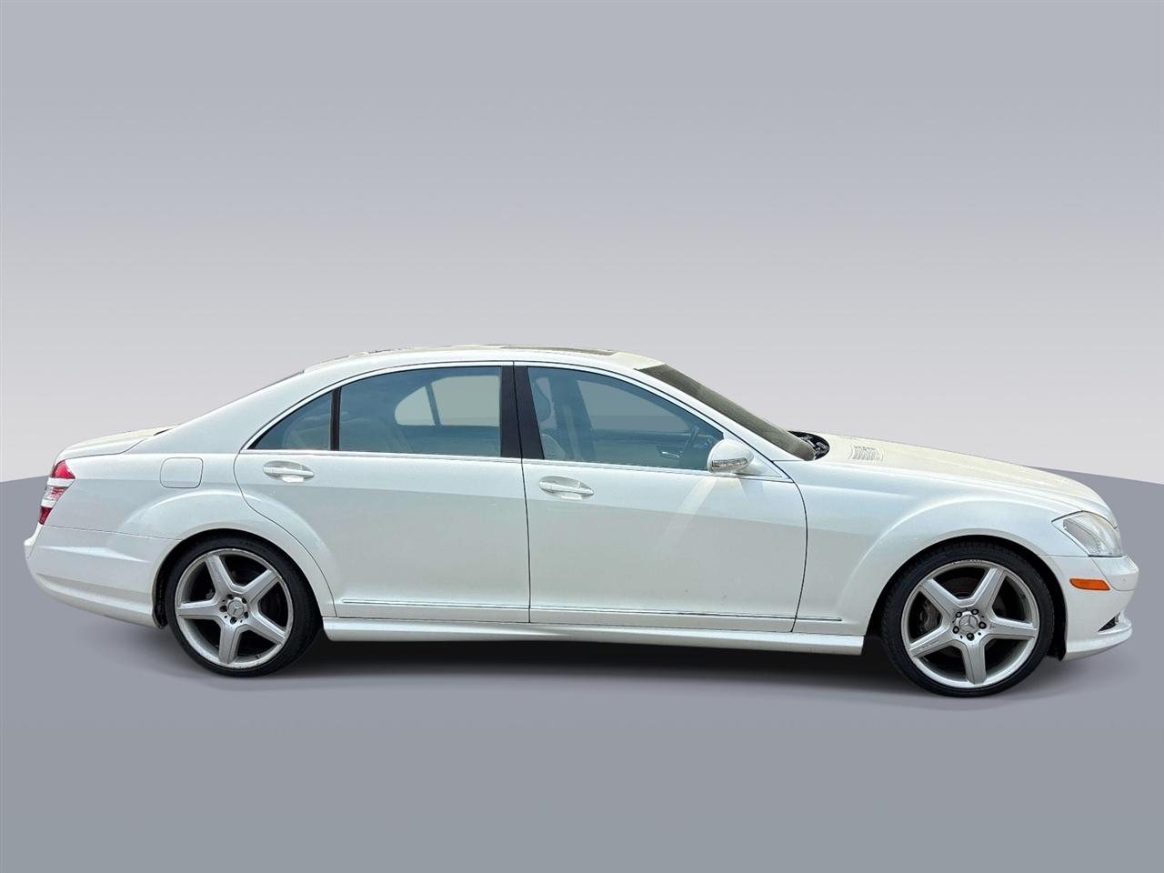Mercedes-Benz S-Class 4dr Sdn 5.5L V8 4MATIC 2009