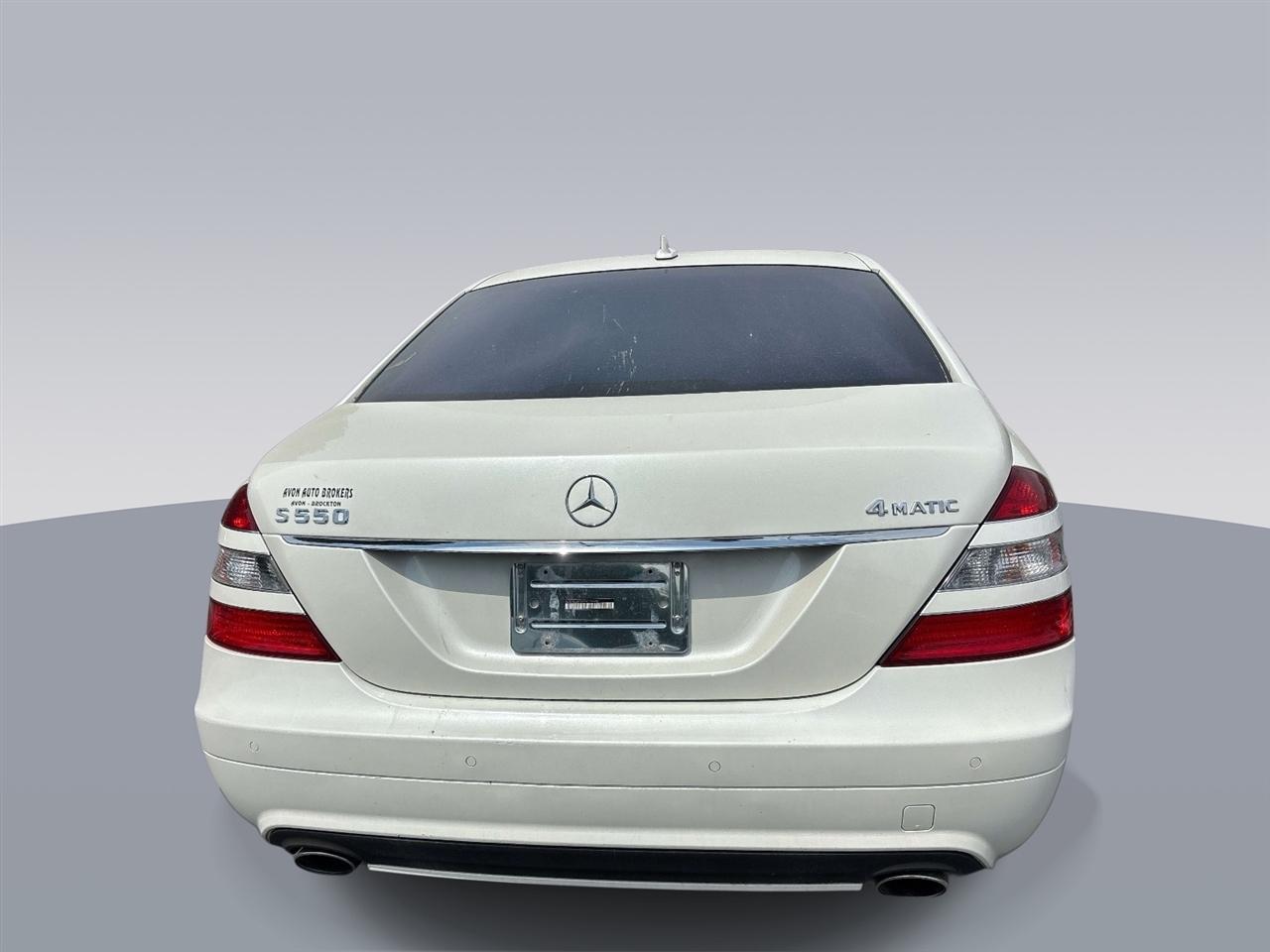 Mercedes-Benz S-Class 4dr Sdn 5.5L V8 4MATIC 2009