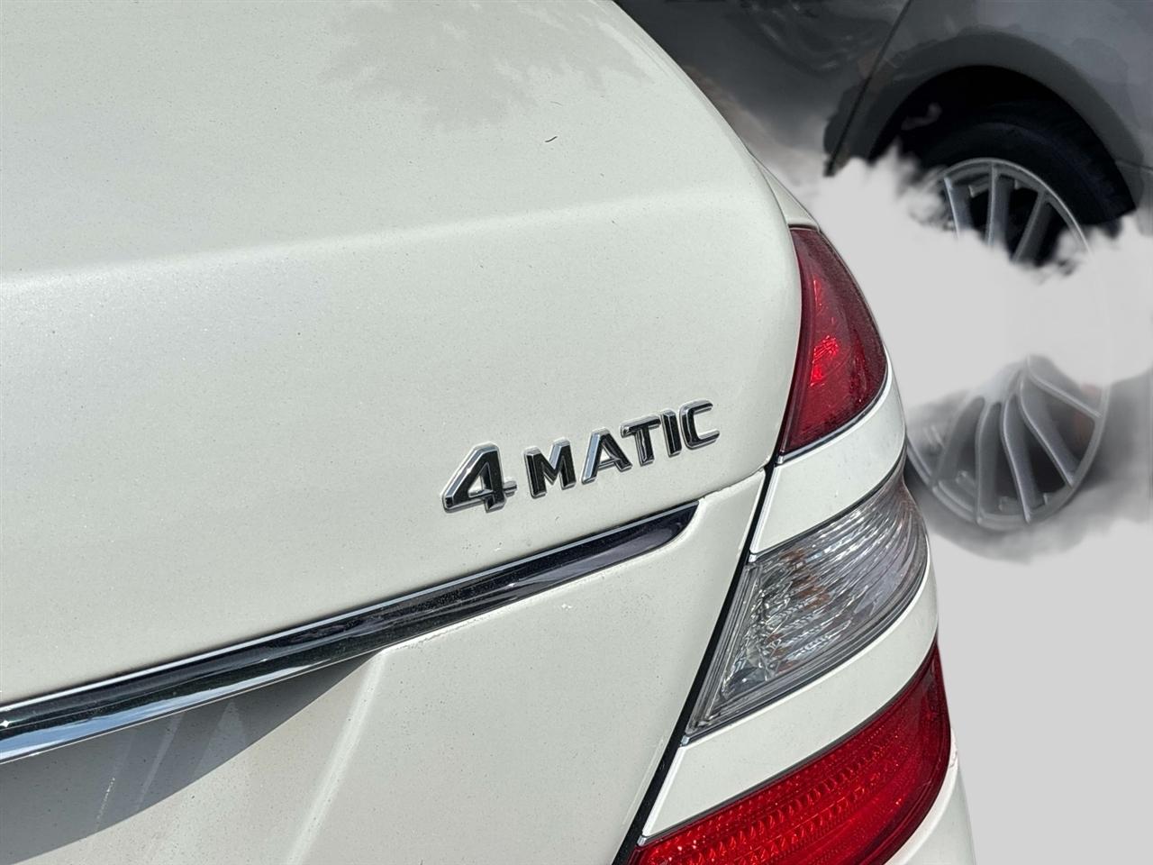 Mercedes-Benz S-Class 4dr Sdn 5.5L V8 4MATIC 2009