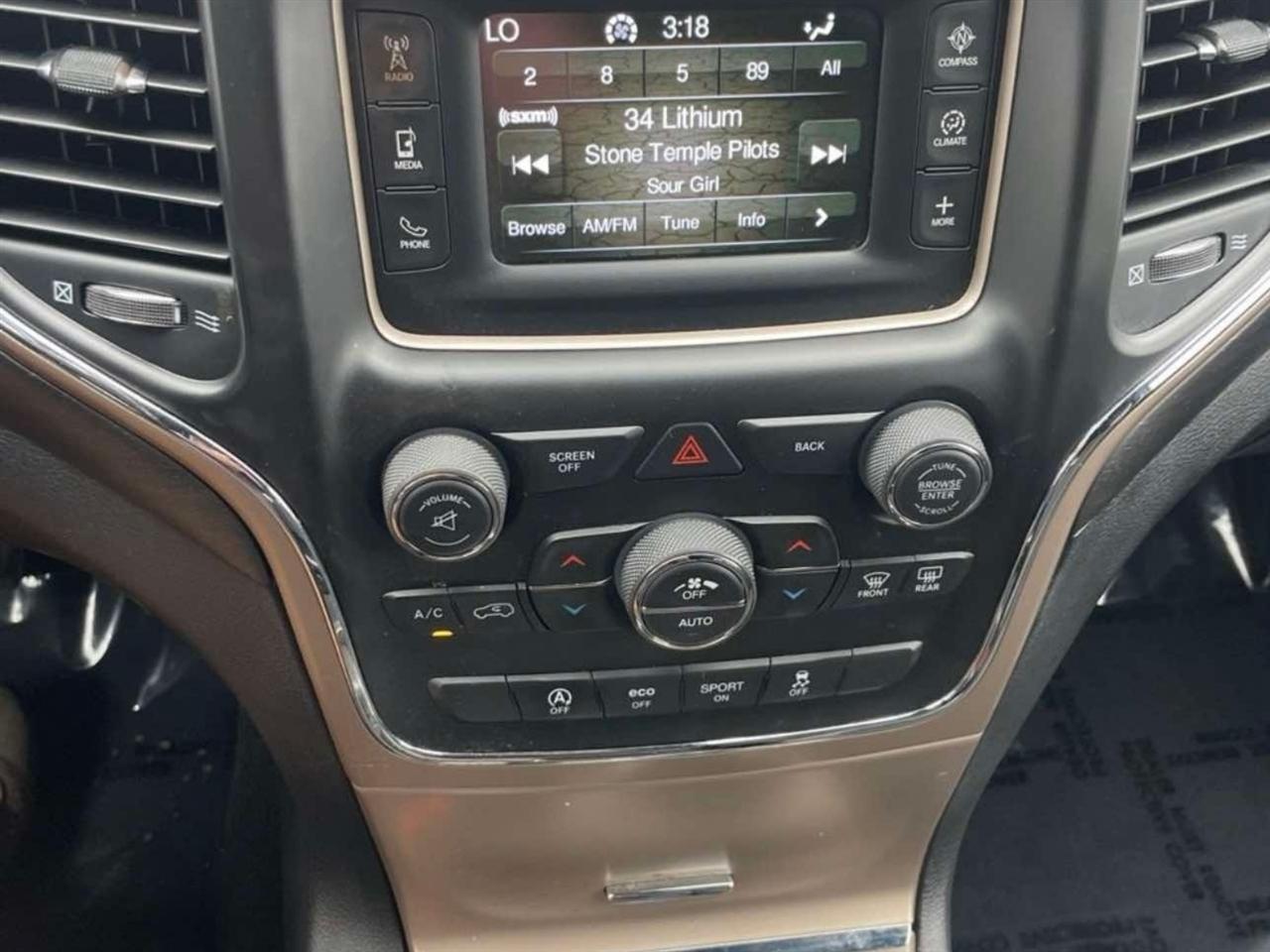 Jeep Grand Cherokee  2016