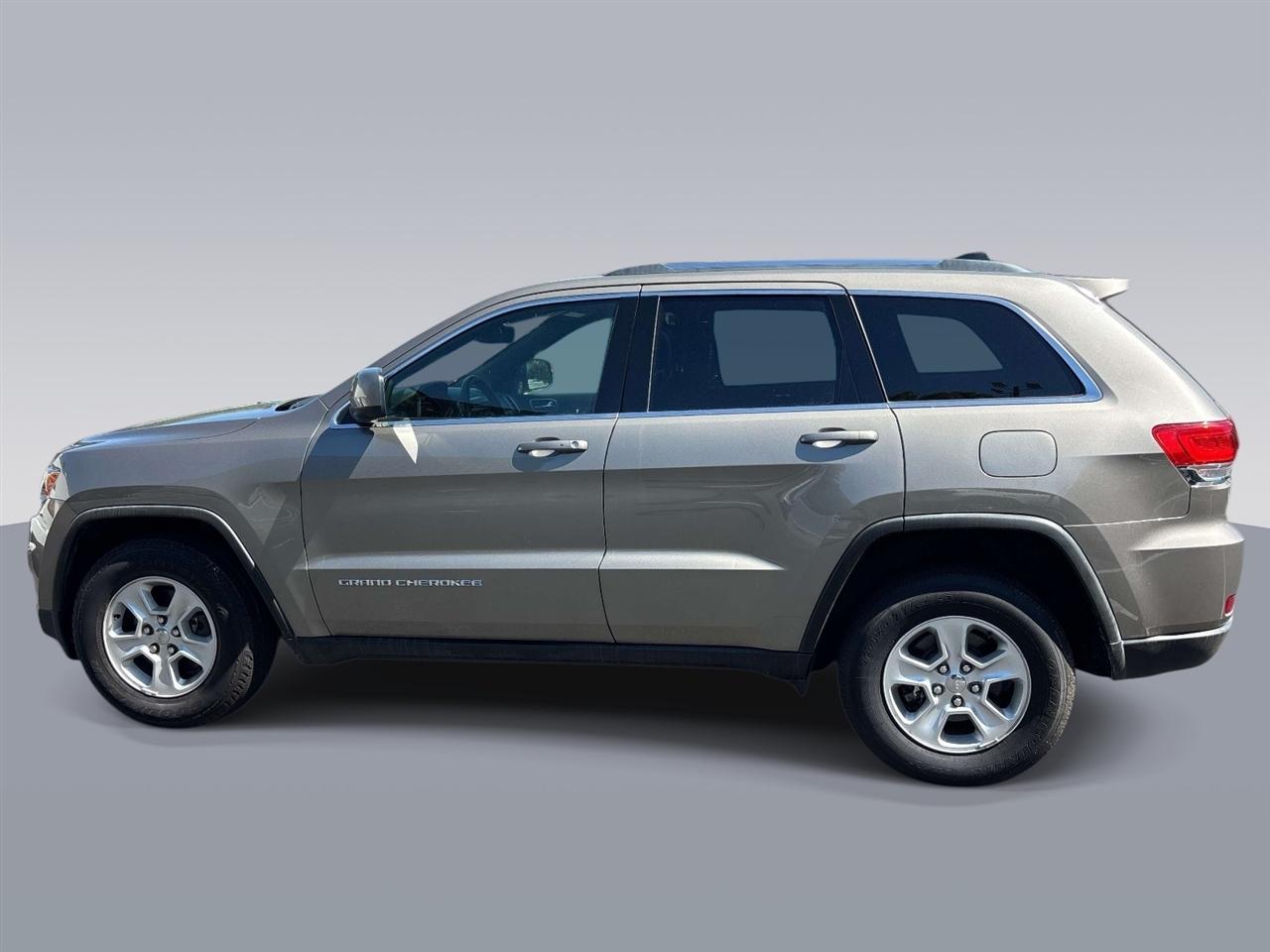 Jeep Grand Cherokee 4WD 4dr Laredo 2016