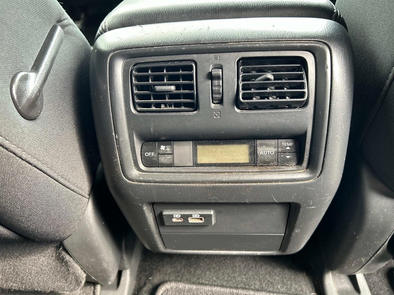 Nissan Pathfinder  2019