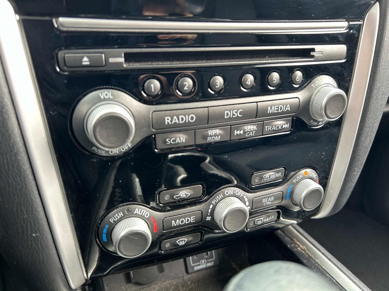 Nissan Pathfinder  2019