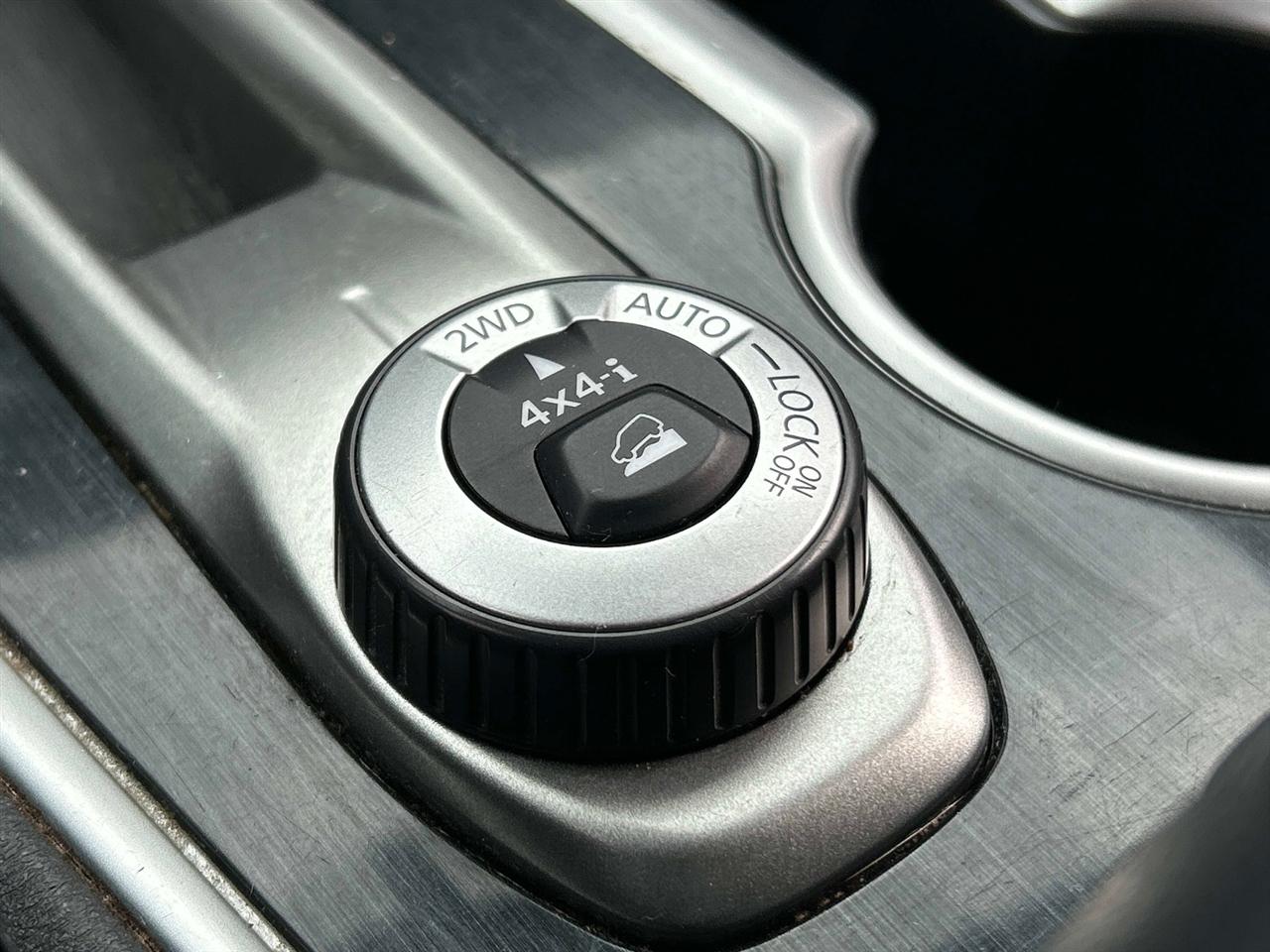 Nissan Pathfinder  2019