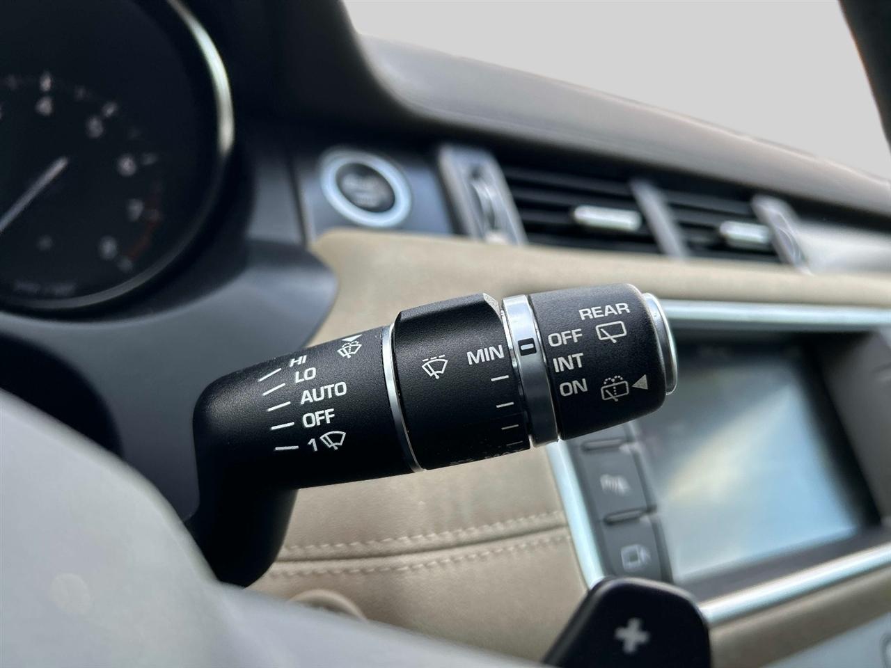 Land Rover Range Rover Evoque  2019