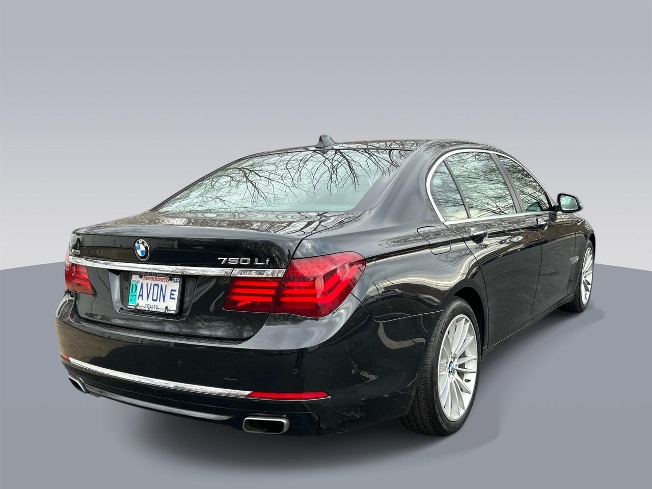 BMW 7-Series  2014