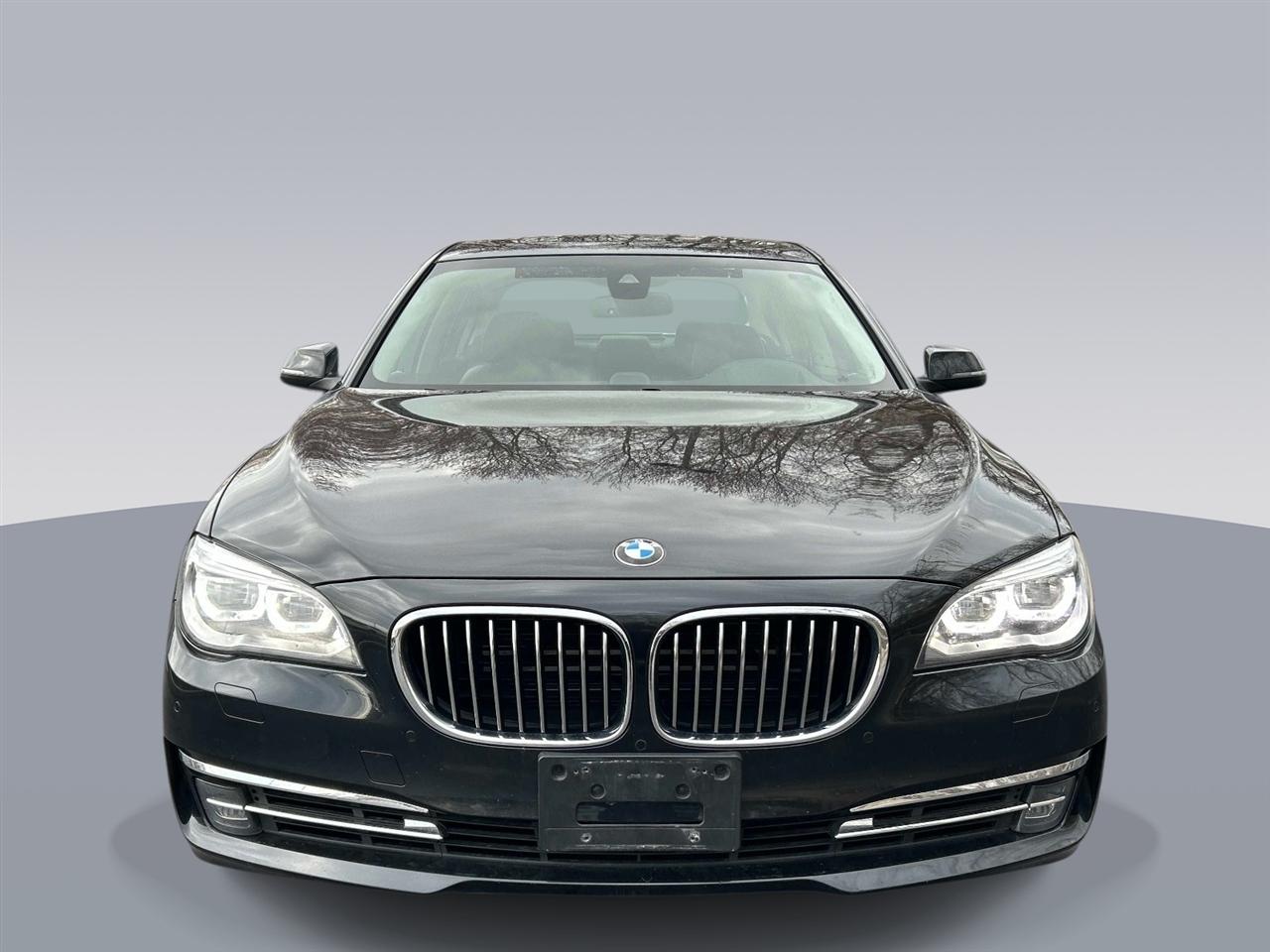 BMW 7-Series  2014