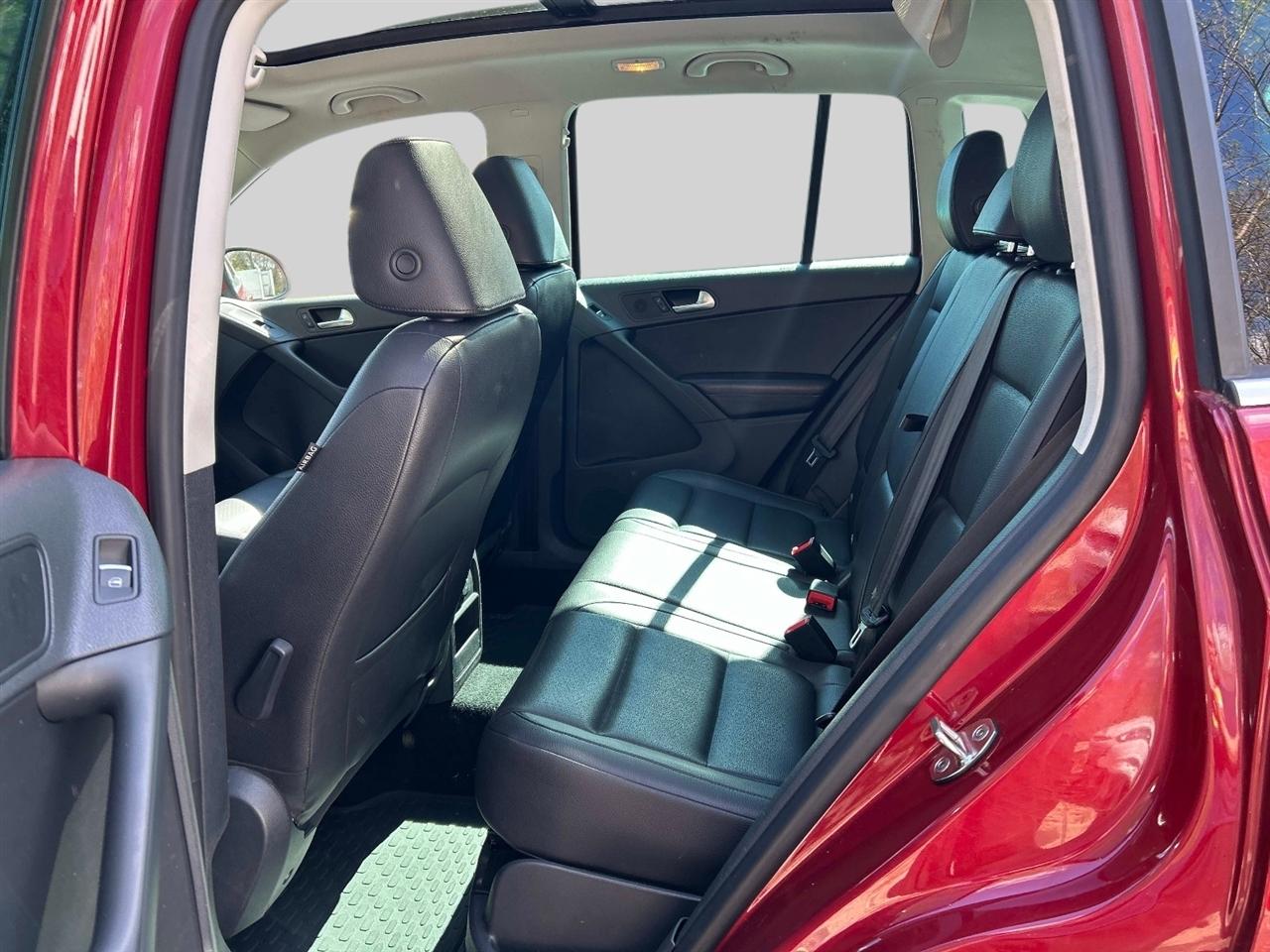 Volkswagen Tiguan 4WD 4dr Auto S 2012