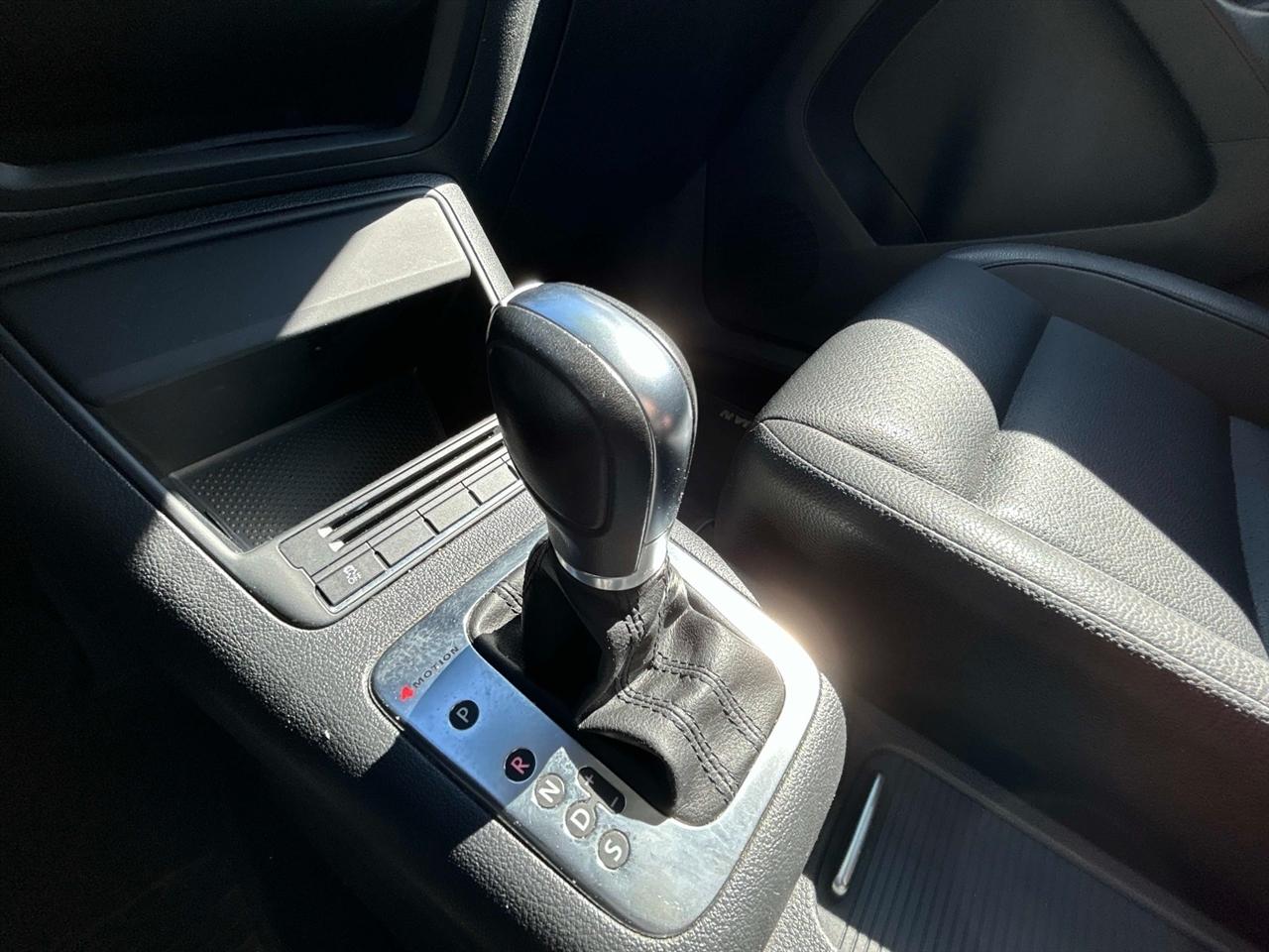 Volkswagen Tiguan 4WD 4dr Auto S 2012