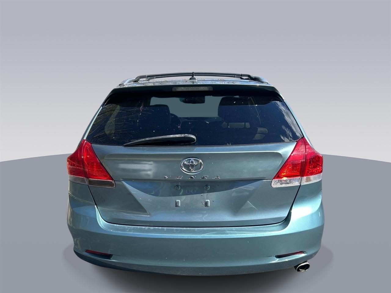 Toyota Venza 4dr Wgn I4 FWD (Natl) 2009
