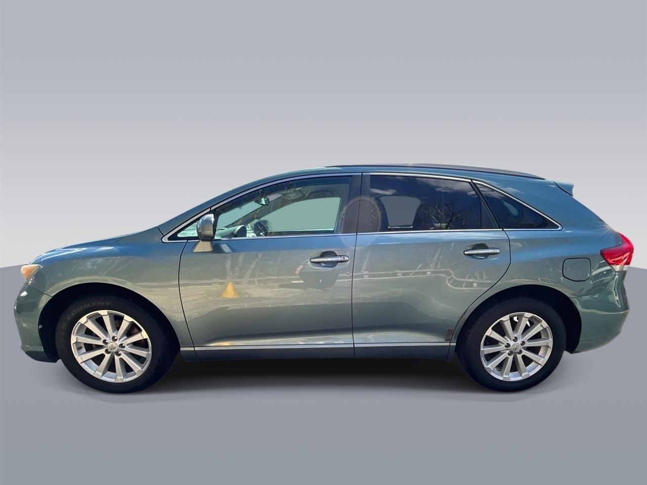 Toyota Venza 4dr Wgn I4 FWD (Natl) 2009