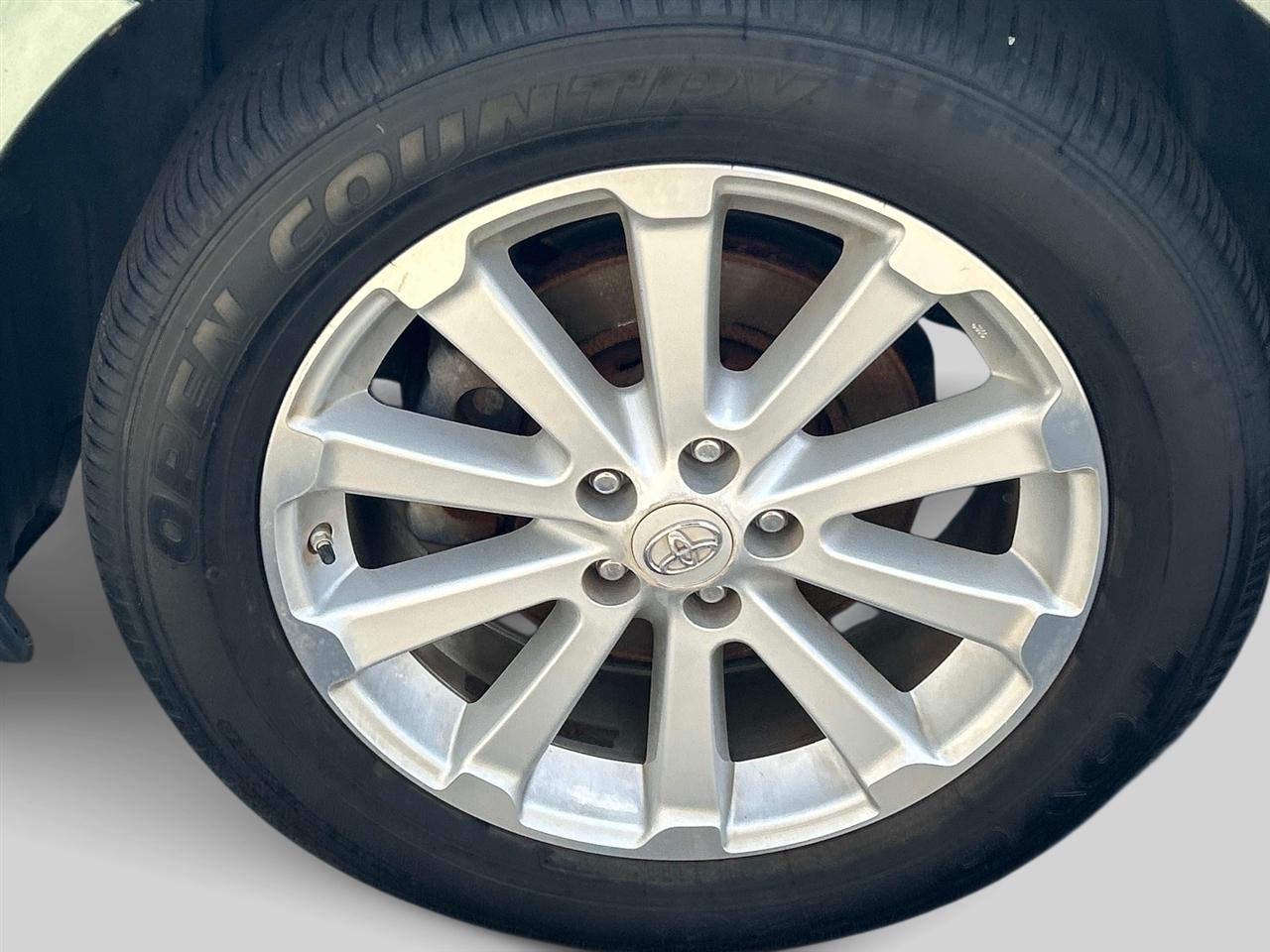 Toyota Venza 4dr Wgn I4 FWD (Natl) 2009