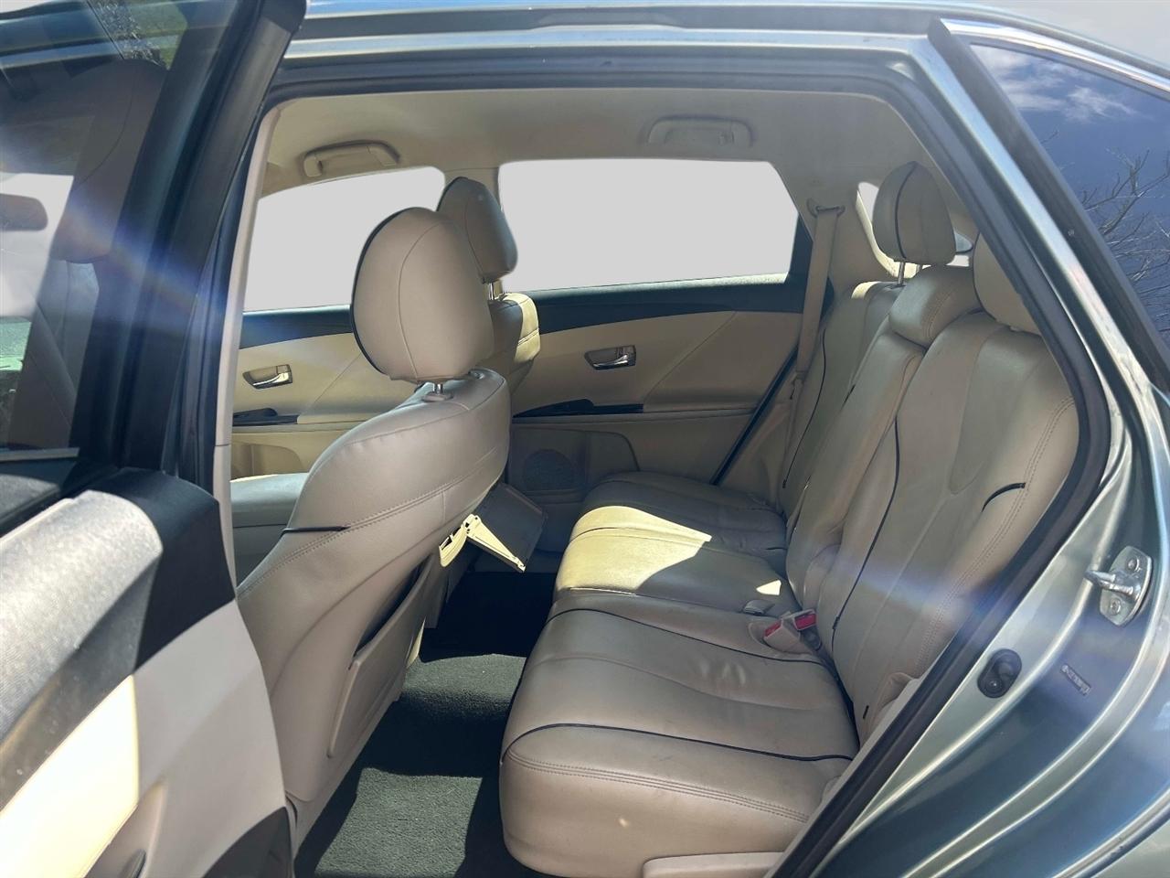 Toyota Venza 4dr Wgn I4 FWD (Natl) 2009