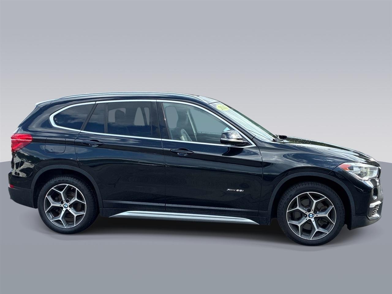 BMW X1 xDrive28i Sports Activity Vehicle 2017