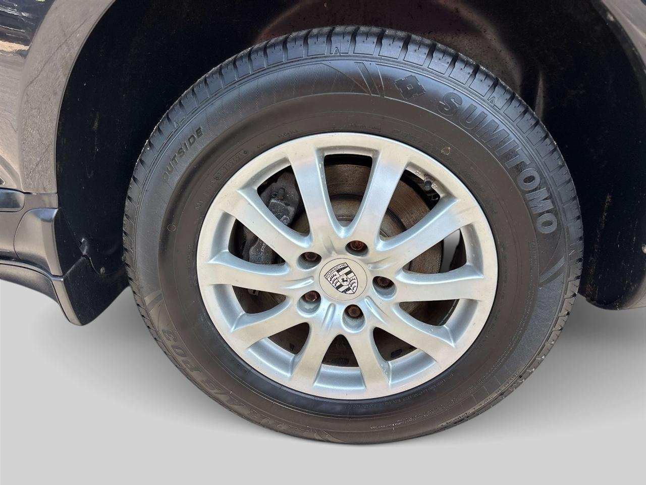 Porsche Cayenne AWD 4dr Tiptronic 2010