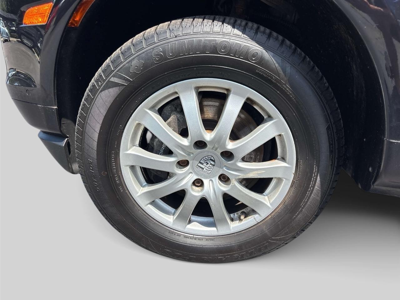 Porsche Cayenne AWD 4dr Tiptronic 2010