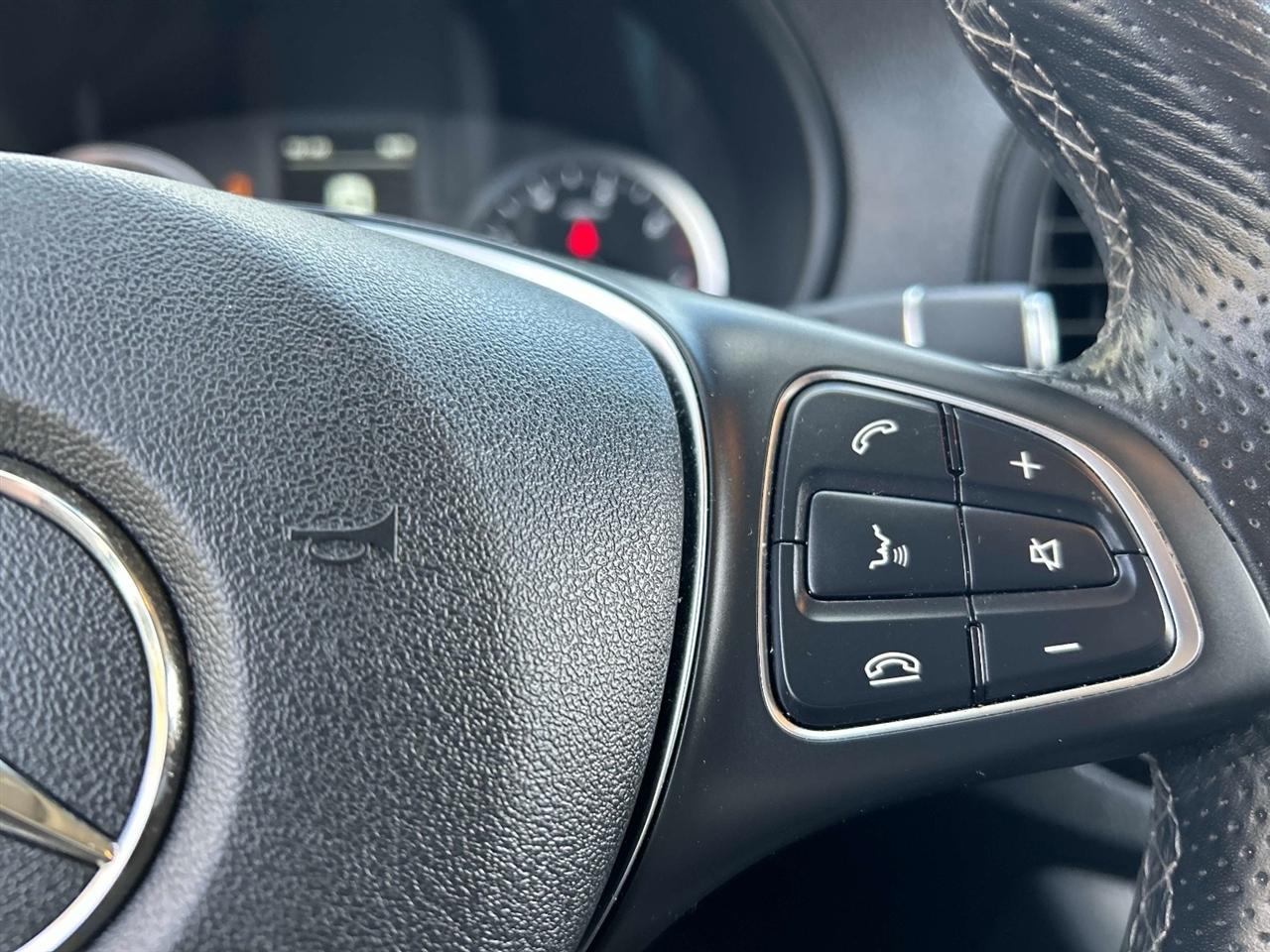 Mercedes-Benz Metris  2023