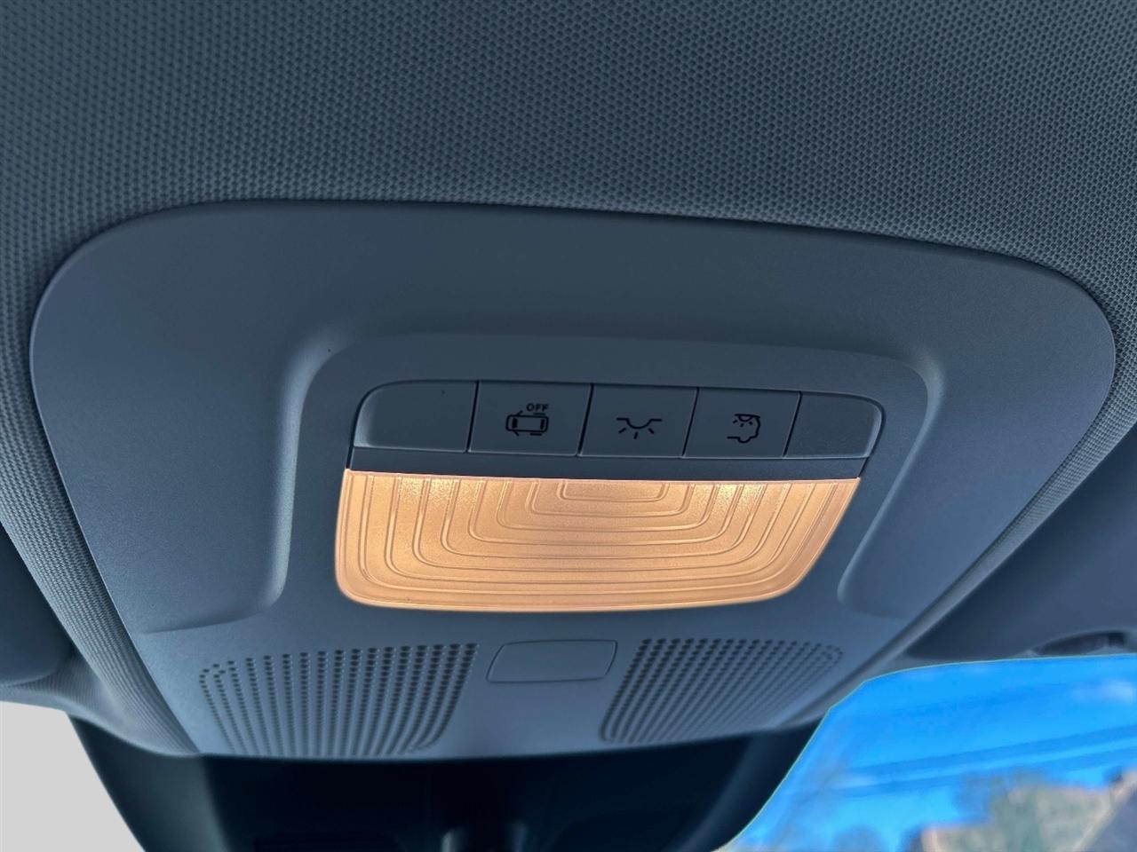 Mercedes-Benz Metris  2023