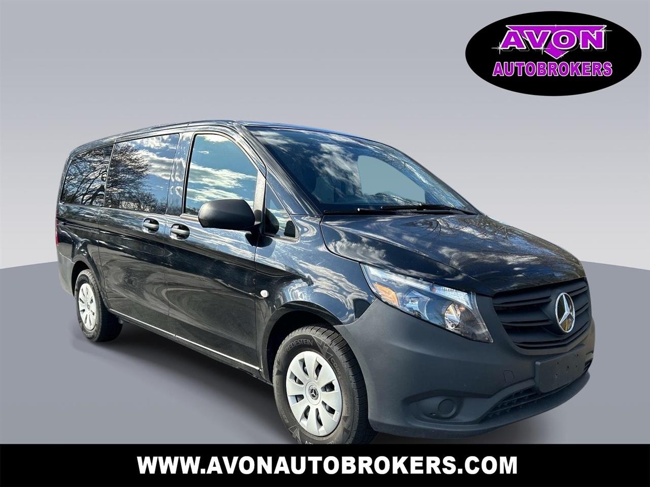 Mercedes-Benz Metris Standard Roof 126" Wheelbase 2023