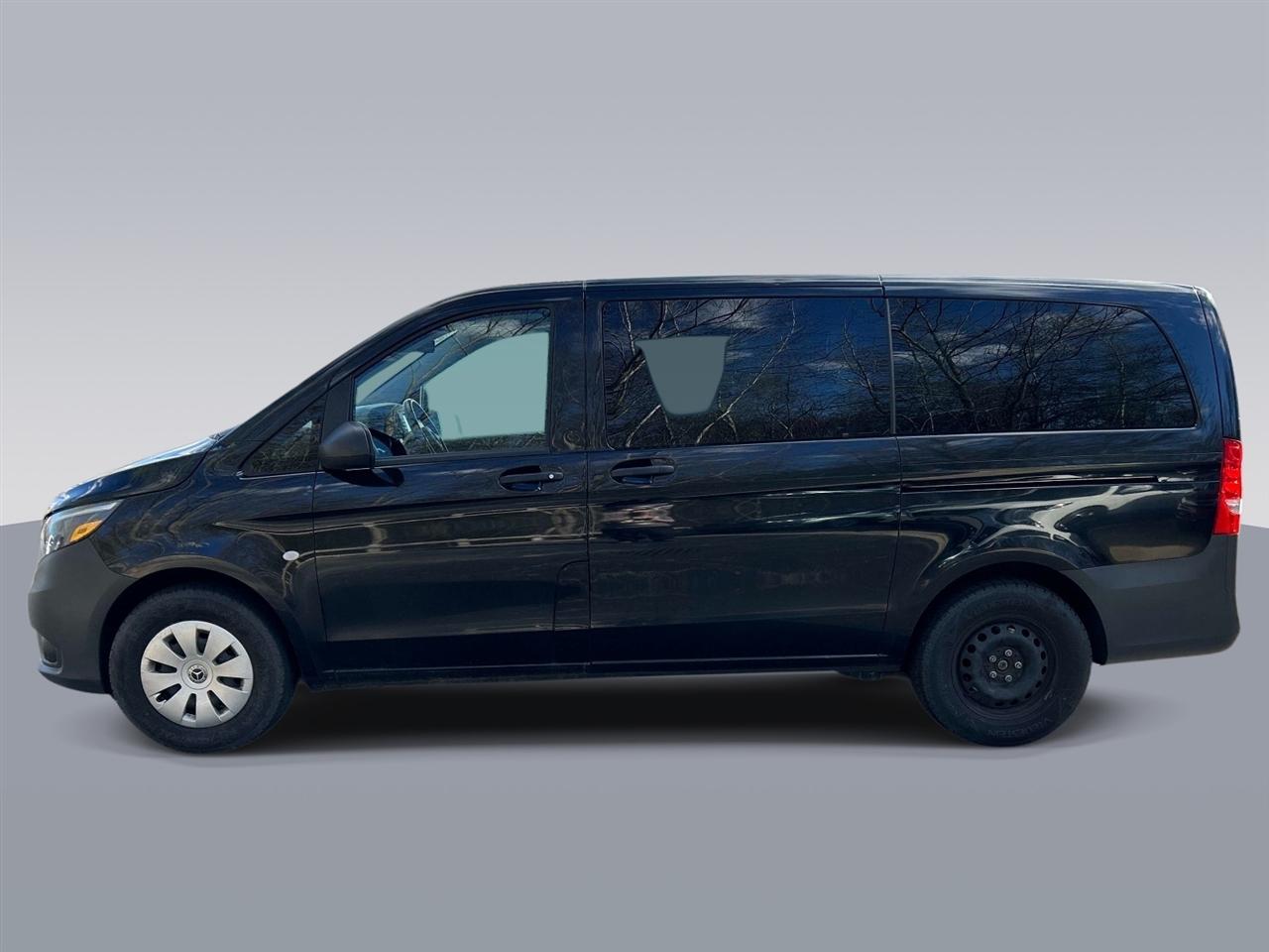 Mercedes-Benz Metris Standard Roof 126" Wheelbase 2023