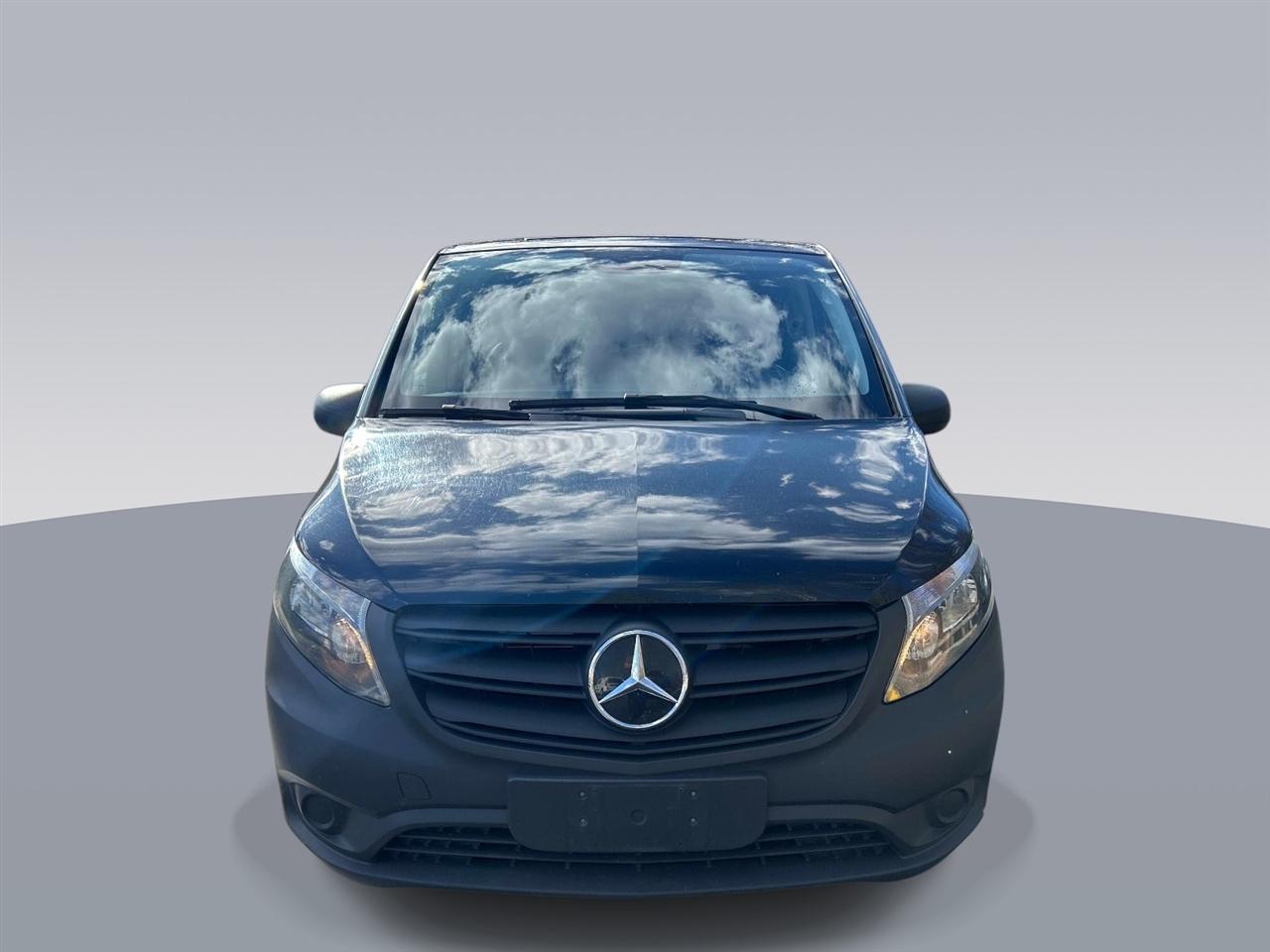 Mercedes-Benz Metris Standard Roof 126" Wheelbase 2023