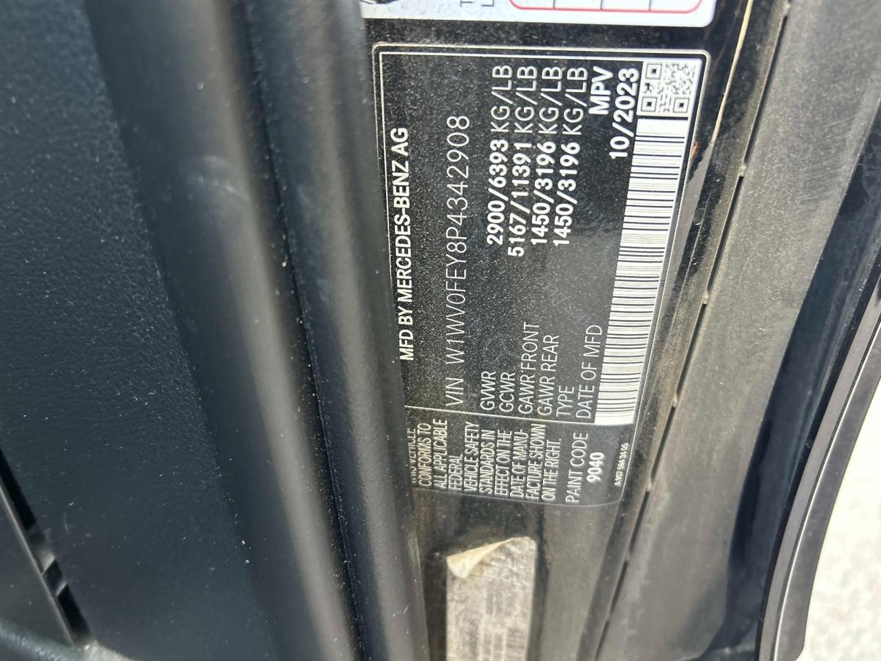 Mercedes-Benz Metris Standard Roof 126" Wheelbase 2023