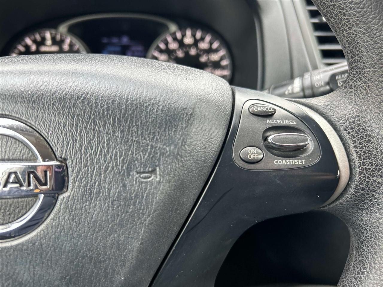 Nissan Pathfinder  2020