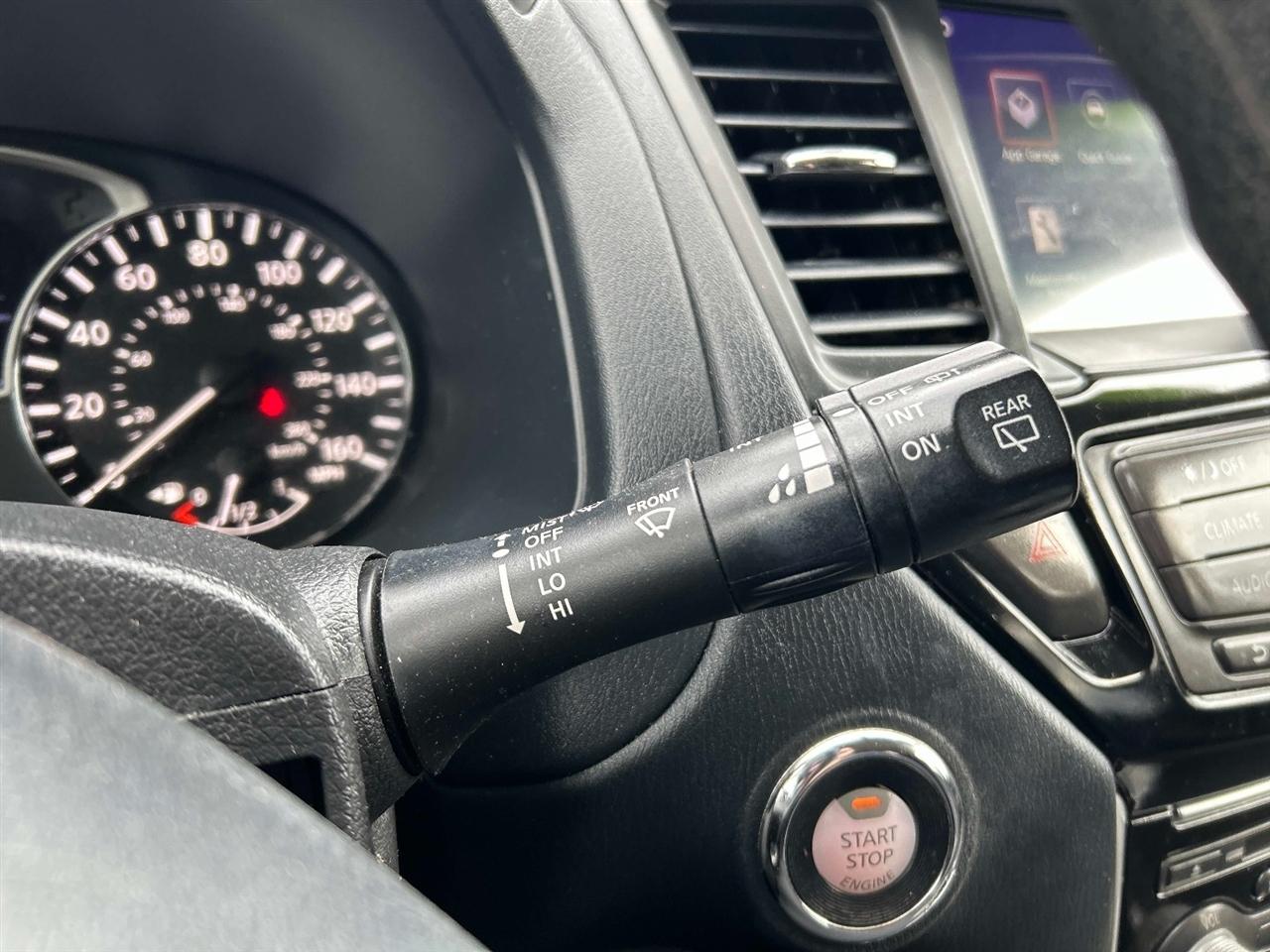 Nissan Pathfinder  2020