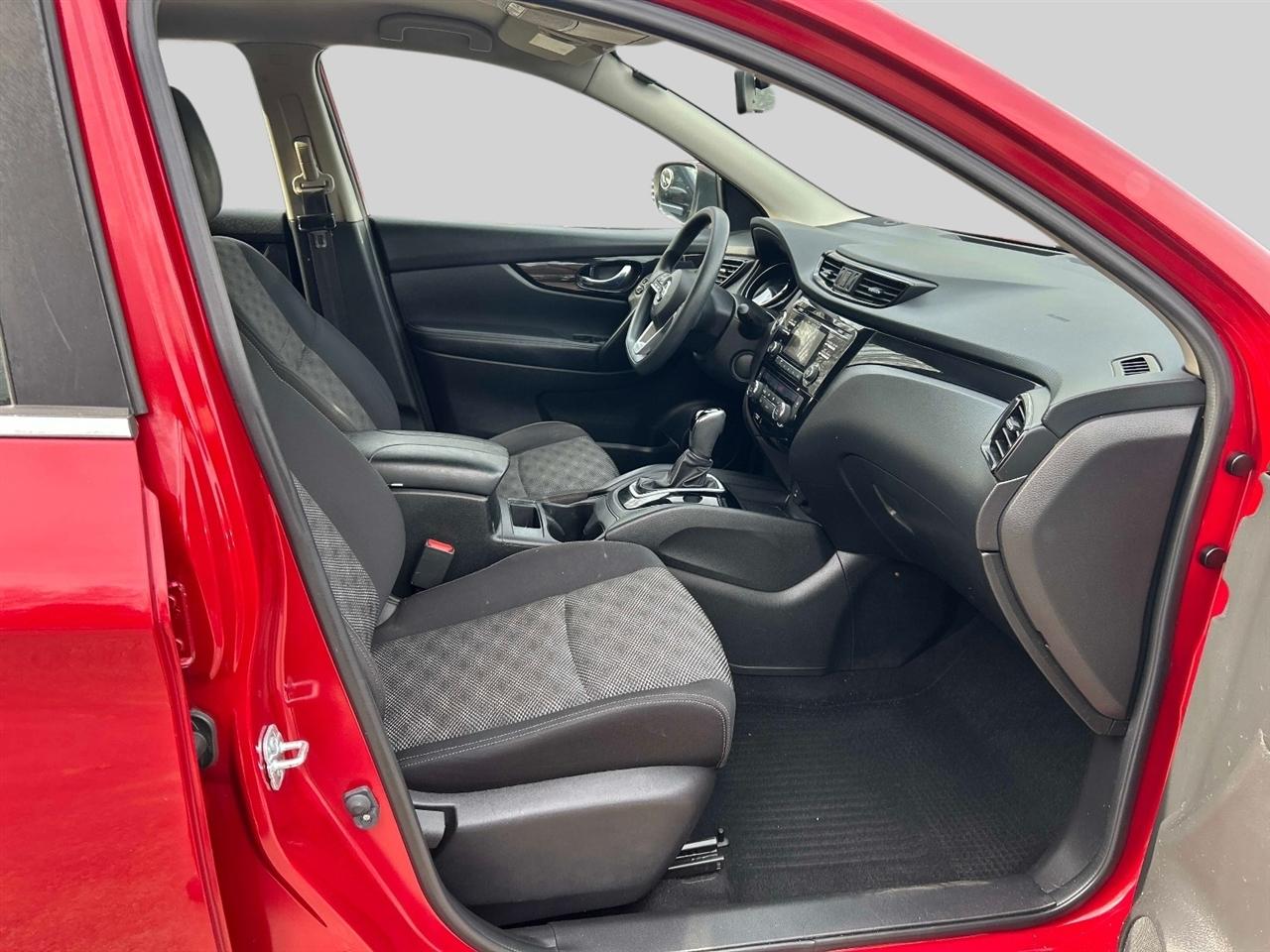 Nissan Rogue Sport  2017