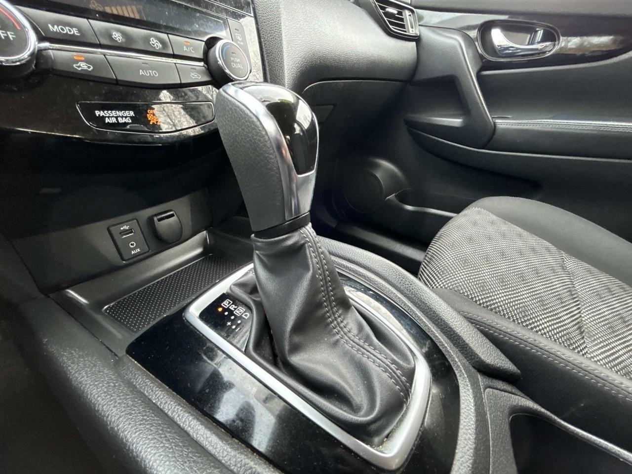 Nissan Rogue Sport  2017