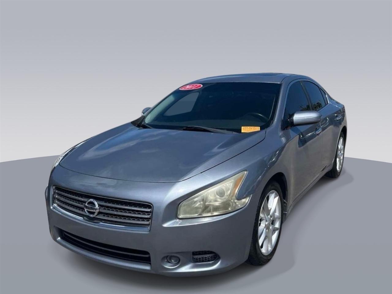 Nissan Maxima  2011