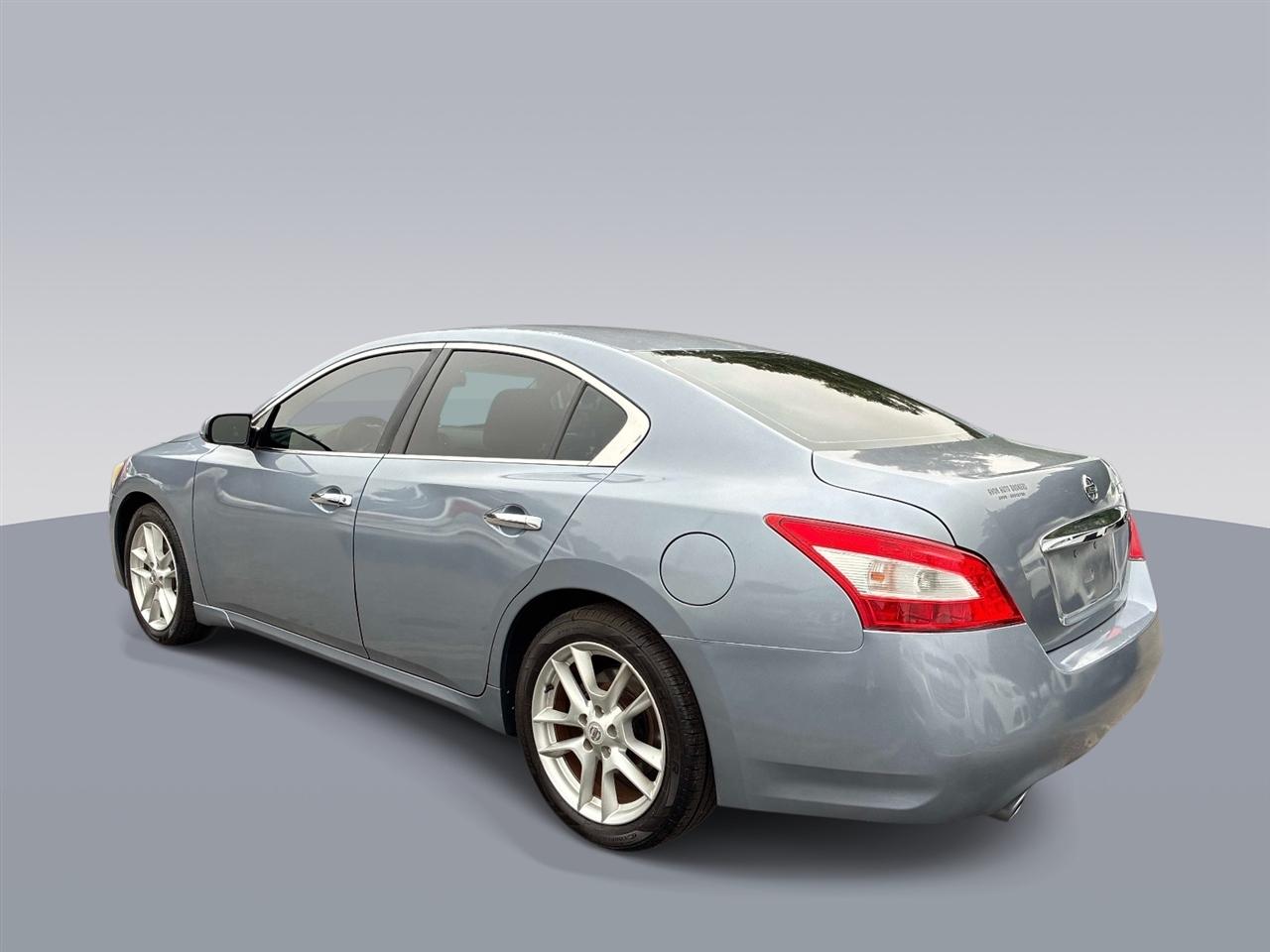 Nissan Maxima 4dr Sdn V6 CVT 3.5 S 2011