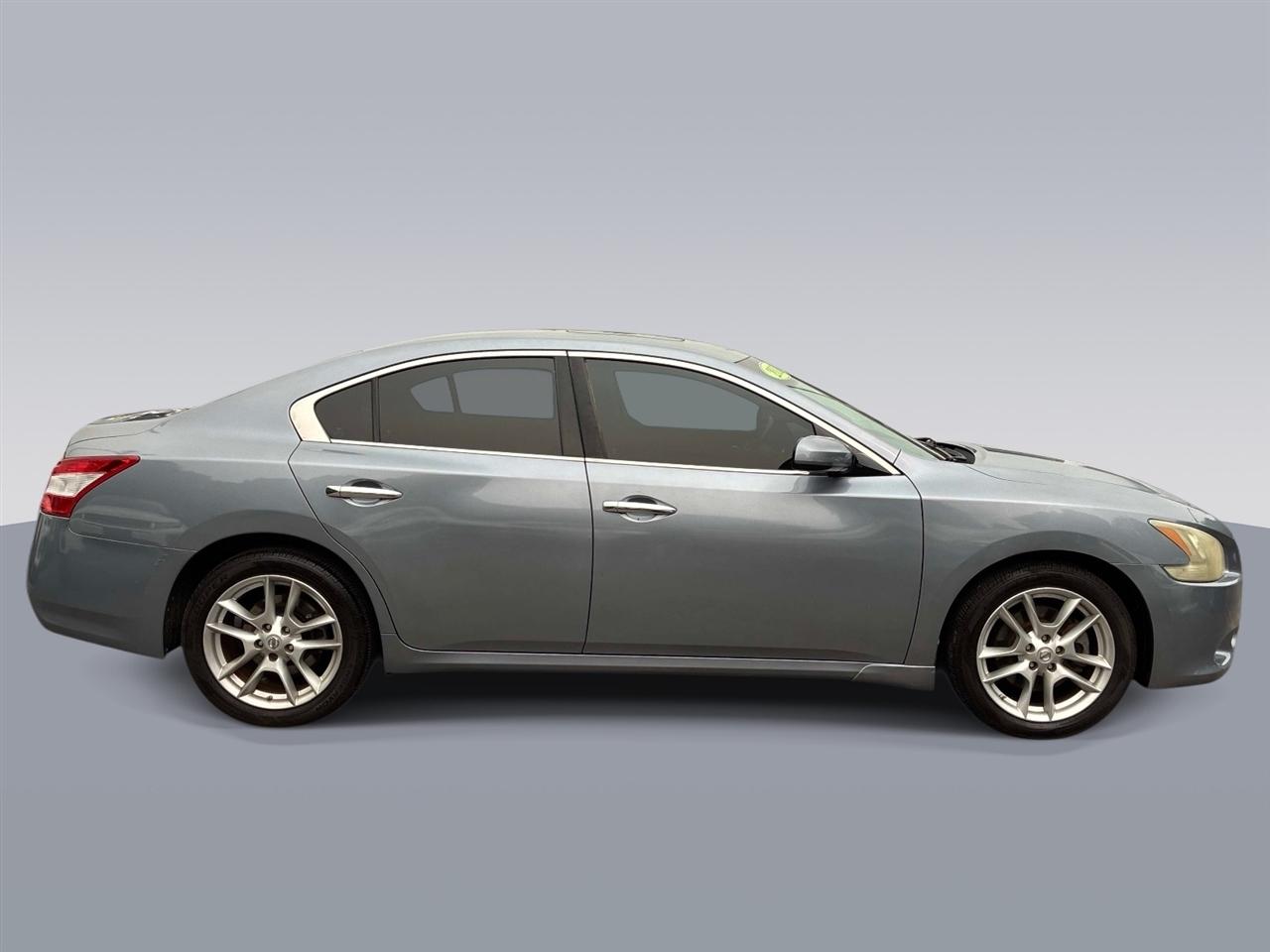 Nissan Maxima 4dr Sdn V6 CVT 3.5 S 2011