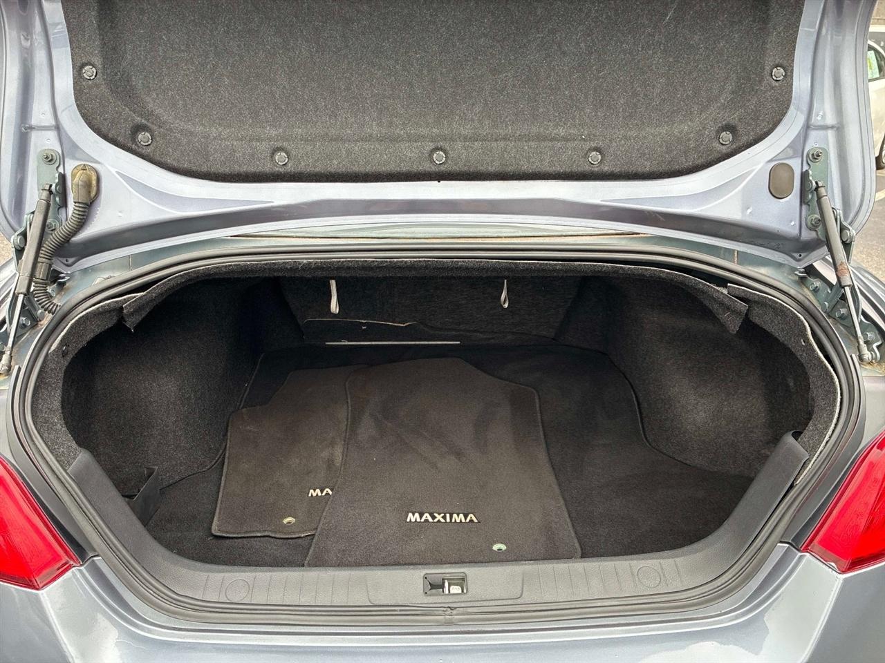 Nissan Maxima 4dr Sdn V6 CVT 3.5 S 2011