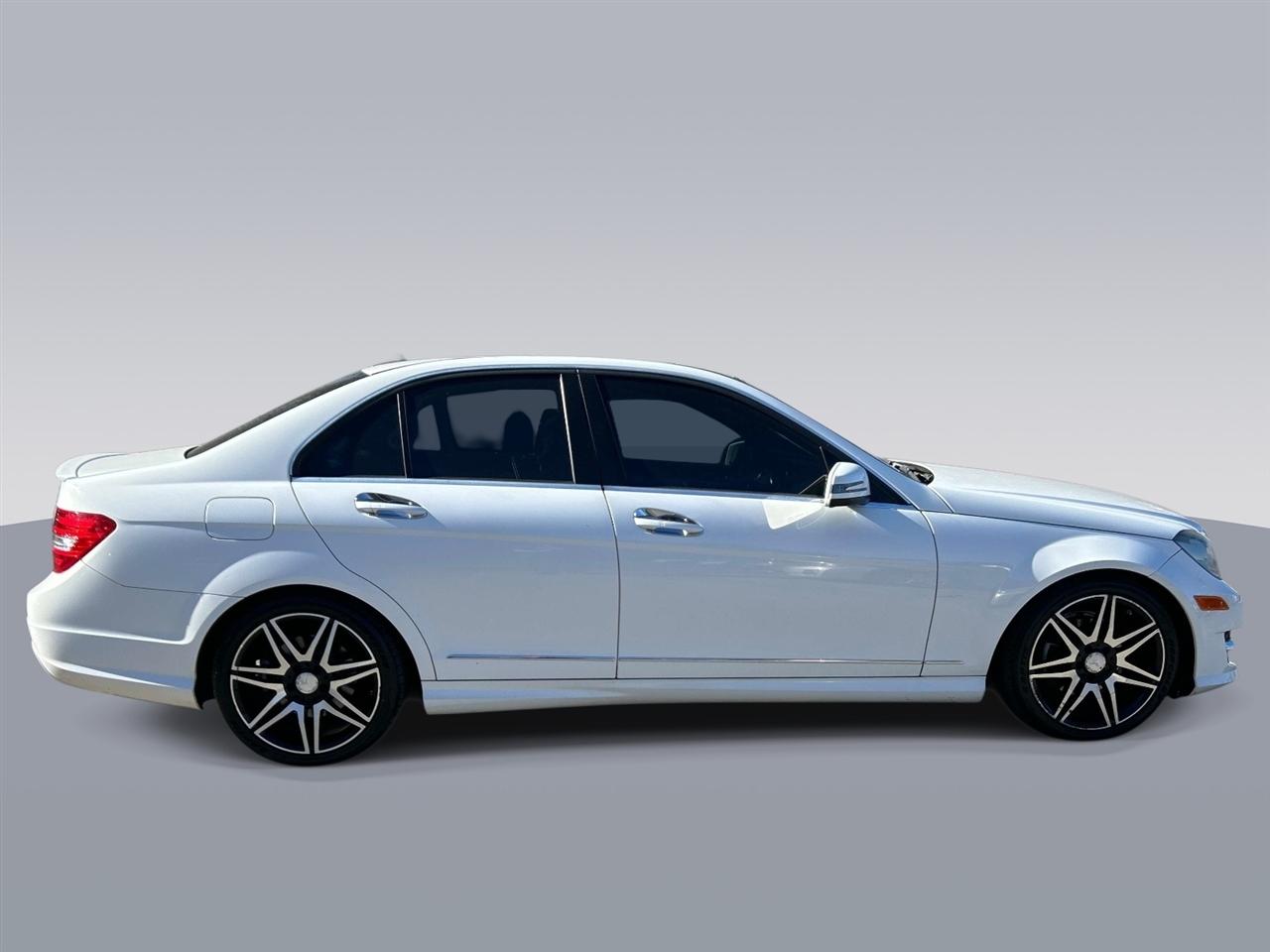 Mercedes-Benz C-Class  2013