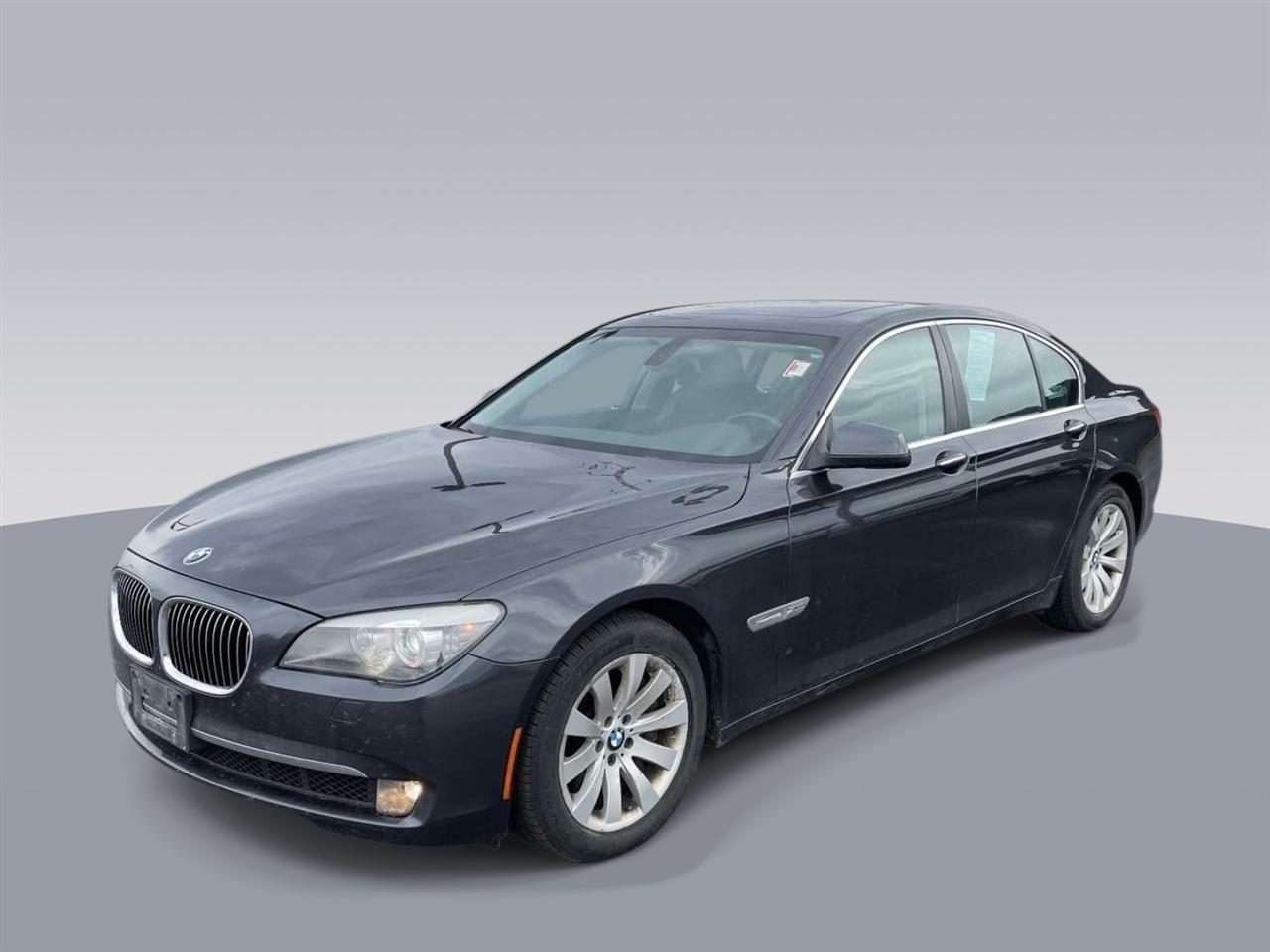 BMW 7-Series  2011