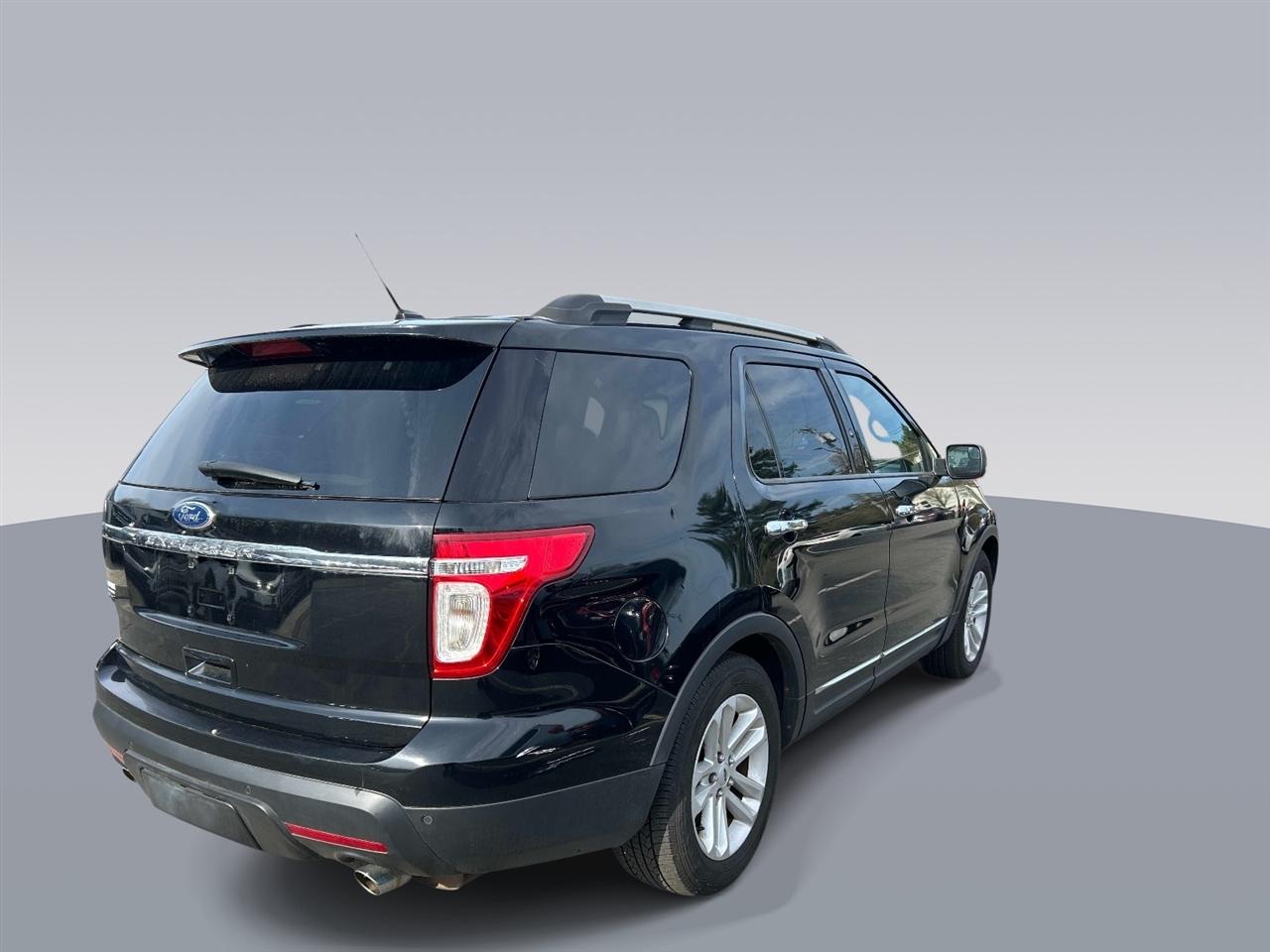 Ford Explorer  2012