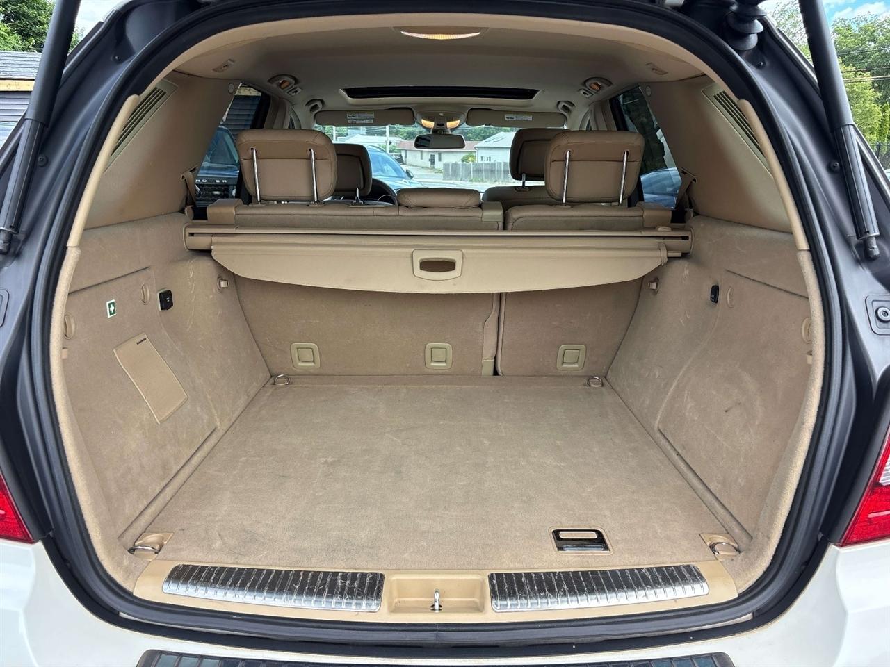 Mercedes-Benz M-Class 4MATIC 4dr 3.5L 2009