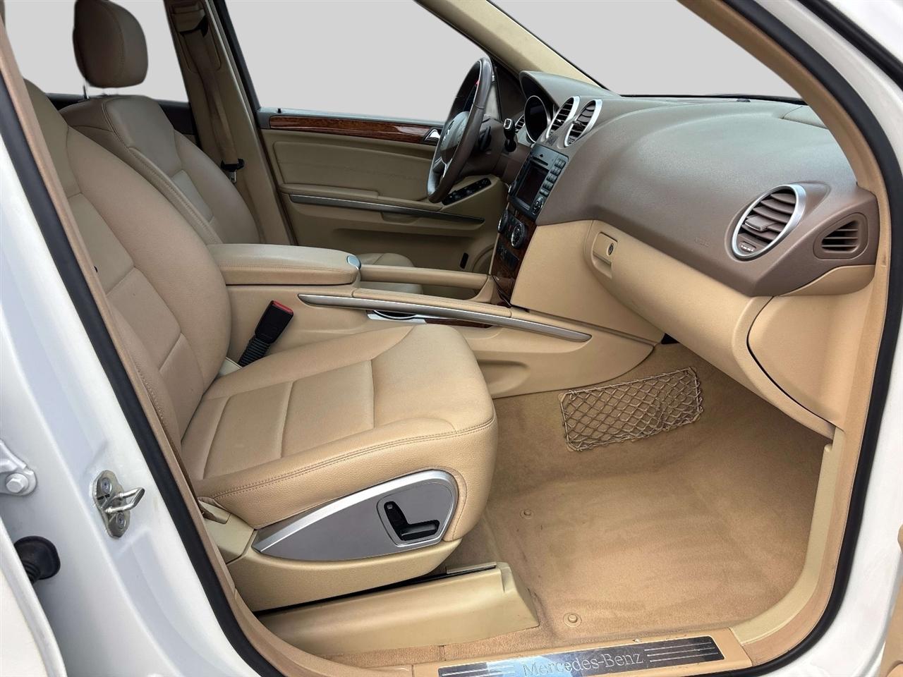 Mercedes-Benz M-Class 4MATIC 4dr 3.5L 2009