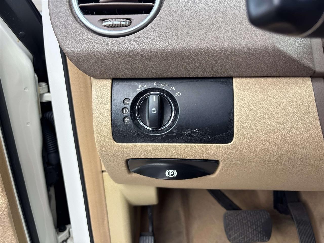 Mercedes-Benz M-Class 4MATIC 4dr 3.5L 2009